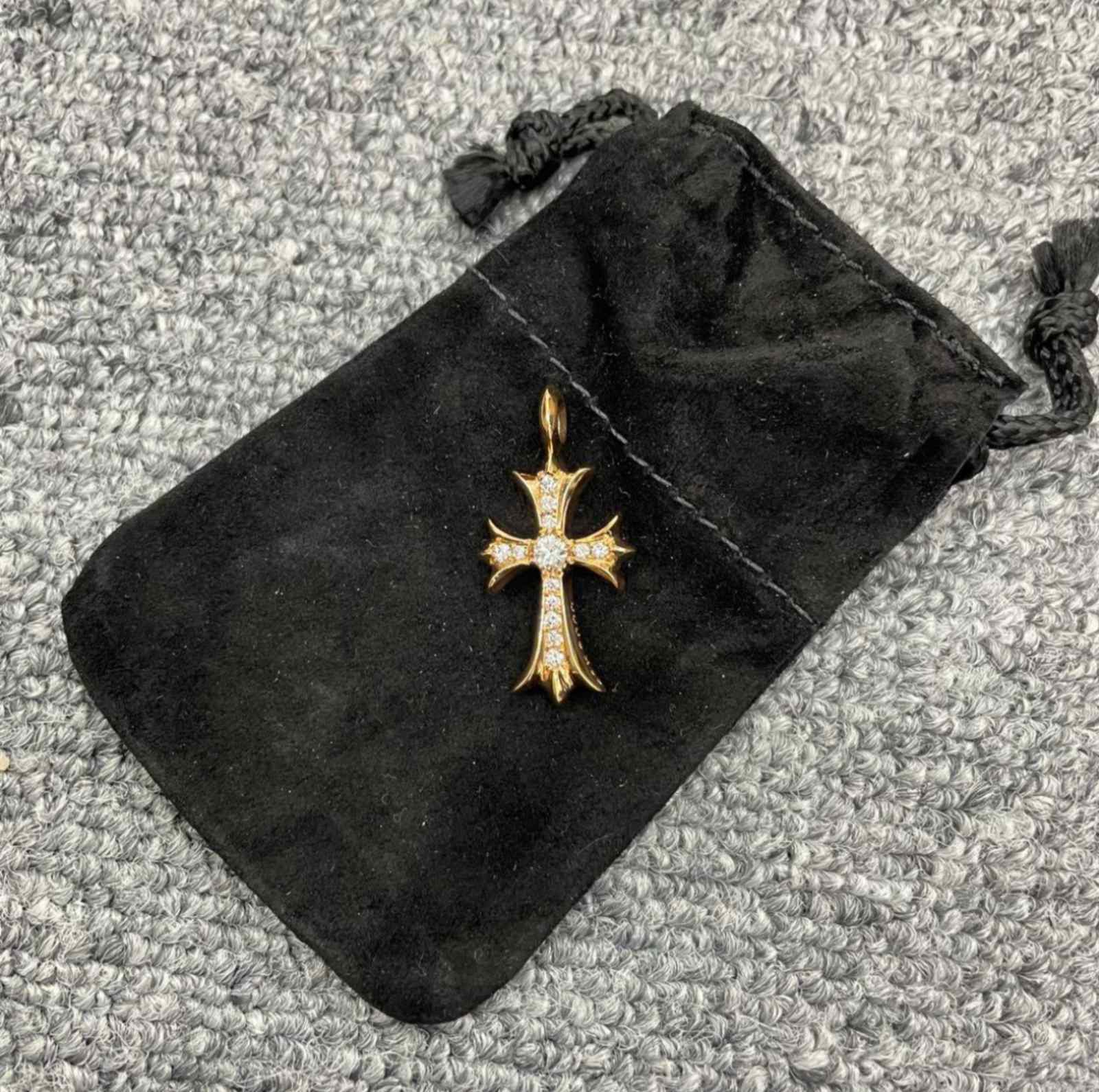 CHROME HEARTS クロムハーツ 22K TINY CH CROSS クロムハーツタイニーCHクロスチャーム22K|クロムハーツ通販専門
