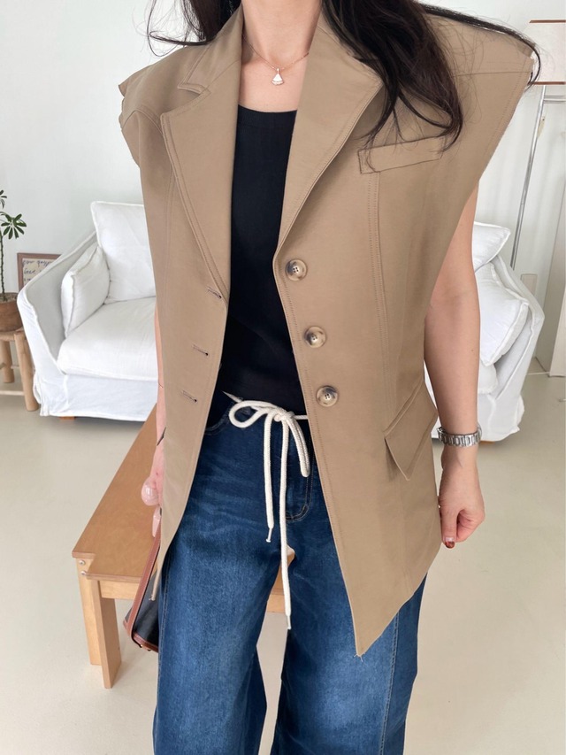 Asymmetry Tailored Long Vest