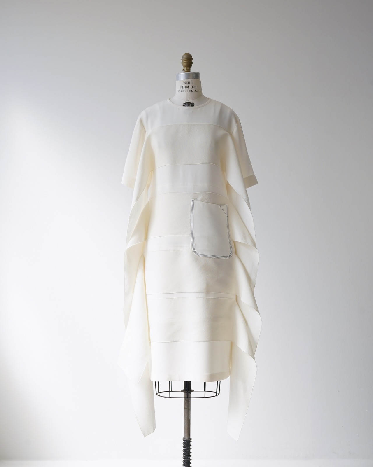 〈CÉLINE by phoebe philo〉One piece