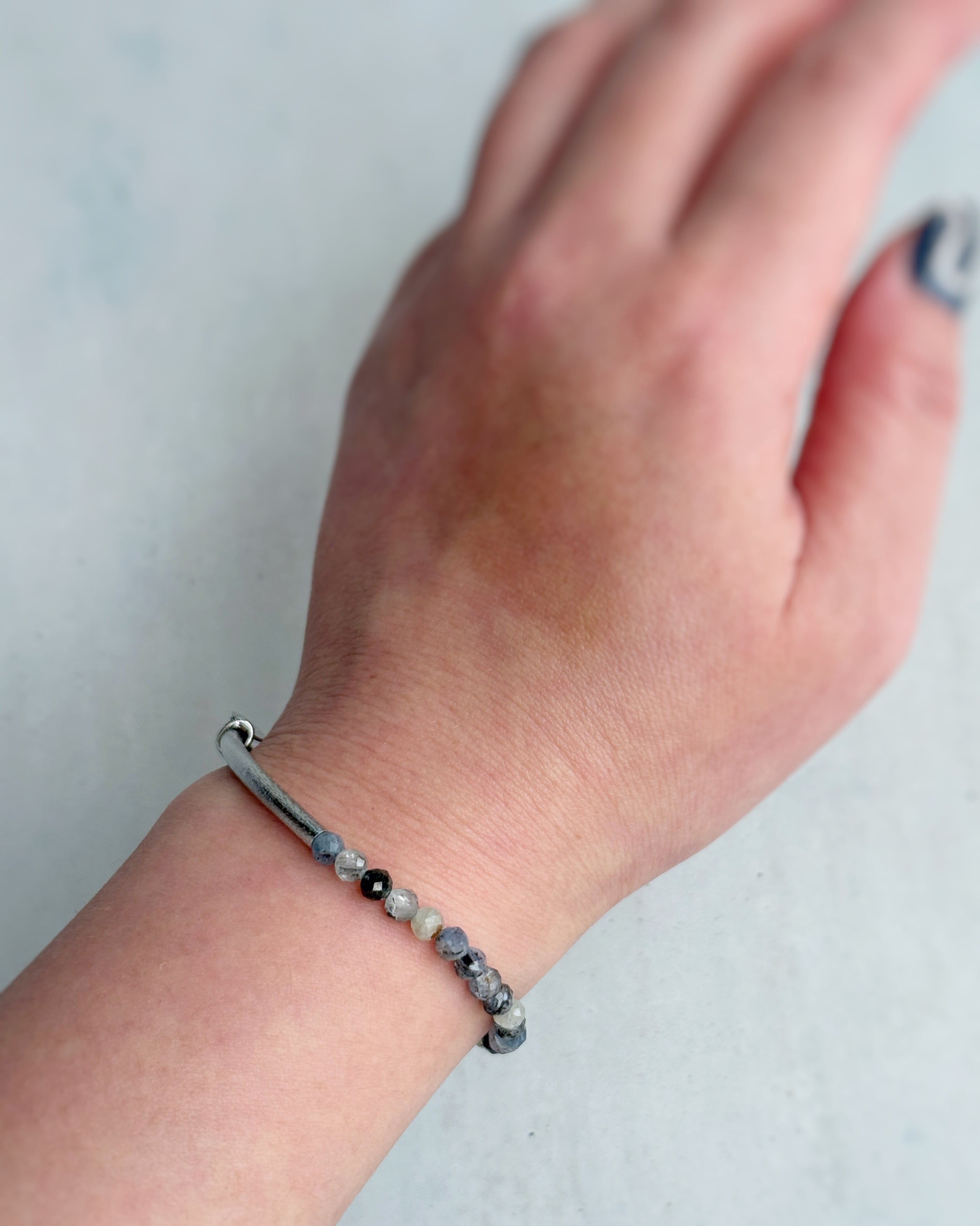 Tube & stone bracelet(カイヤナイト)