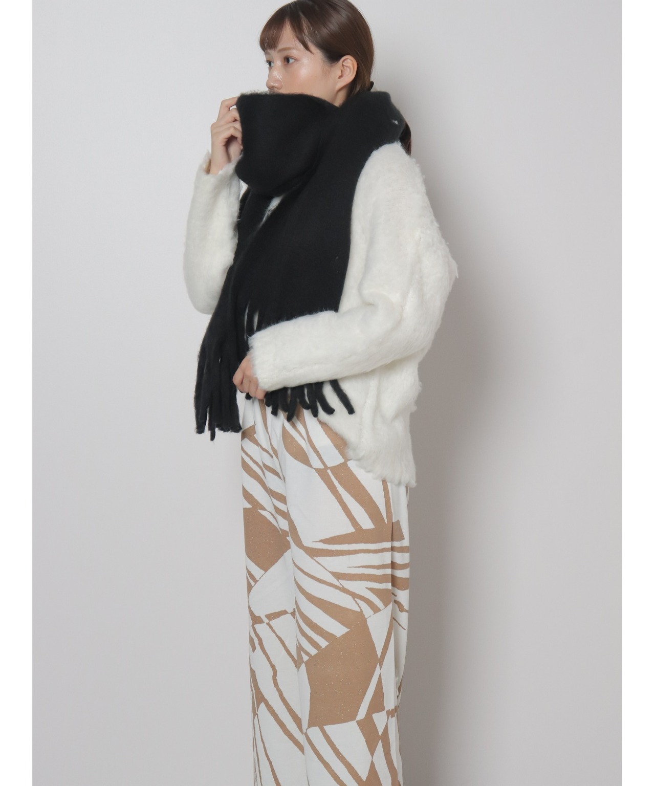 OI200514 フラッフィーストール ivory