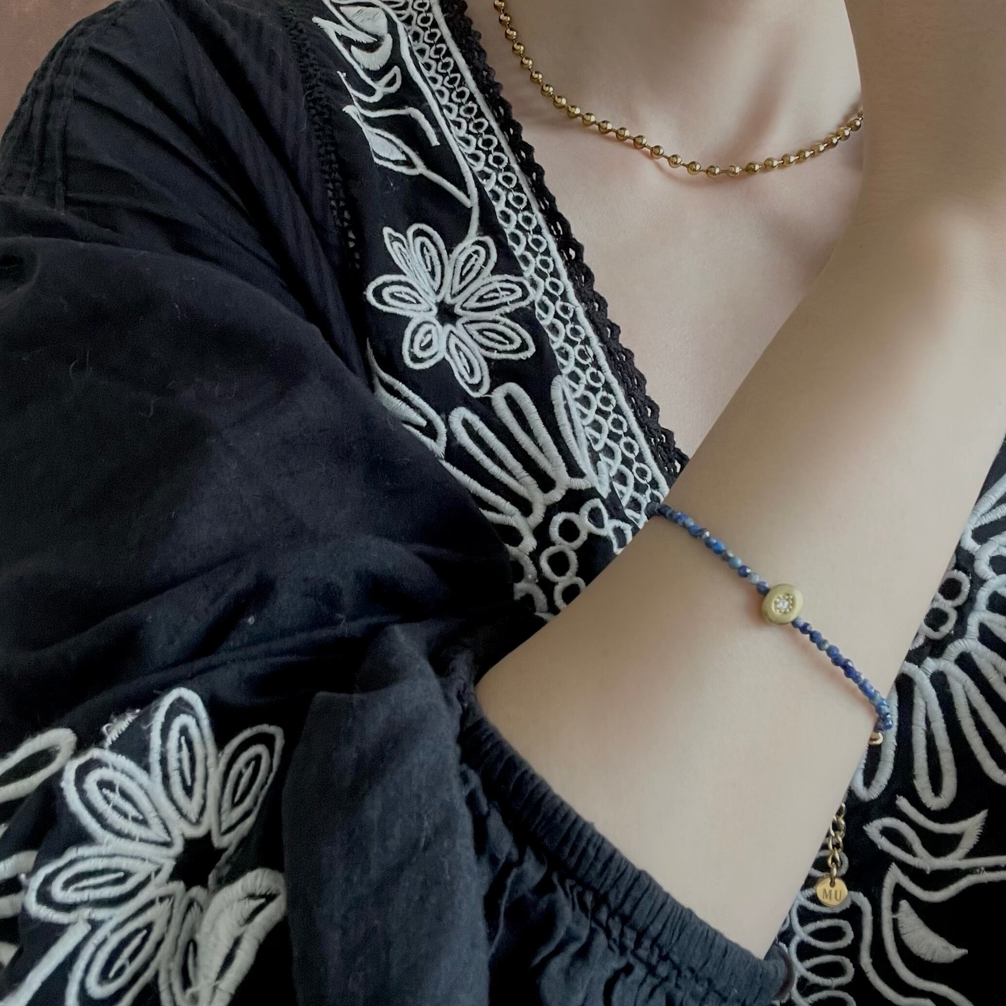 ラピスラズリ〉真鍮ビーズブレスレット | Handmade Accessory MU