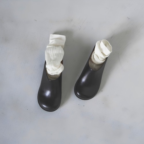 【 anuke 】Ecoleather Heel Slip-ons