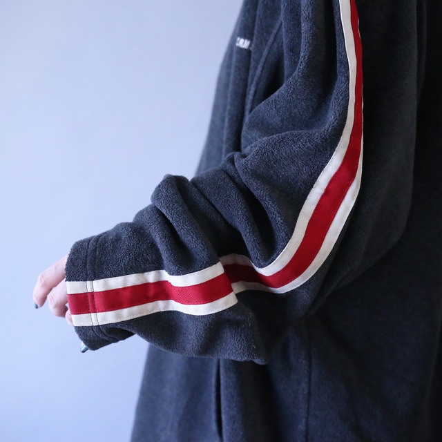 "American Eagle" XXL over silhouette half-zip fleece parka