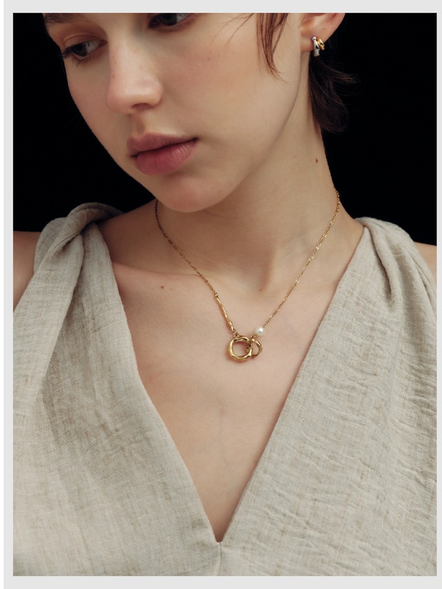 Necklace -Gold-