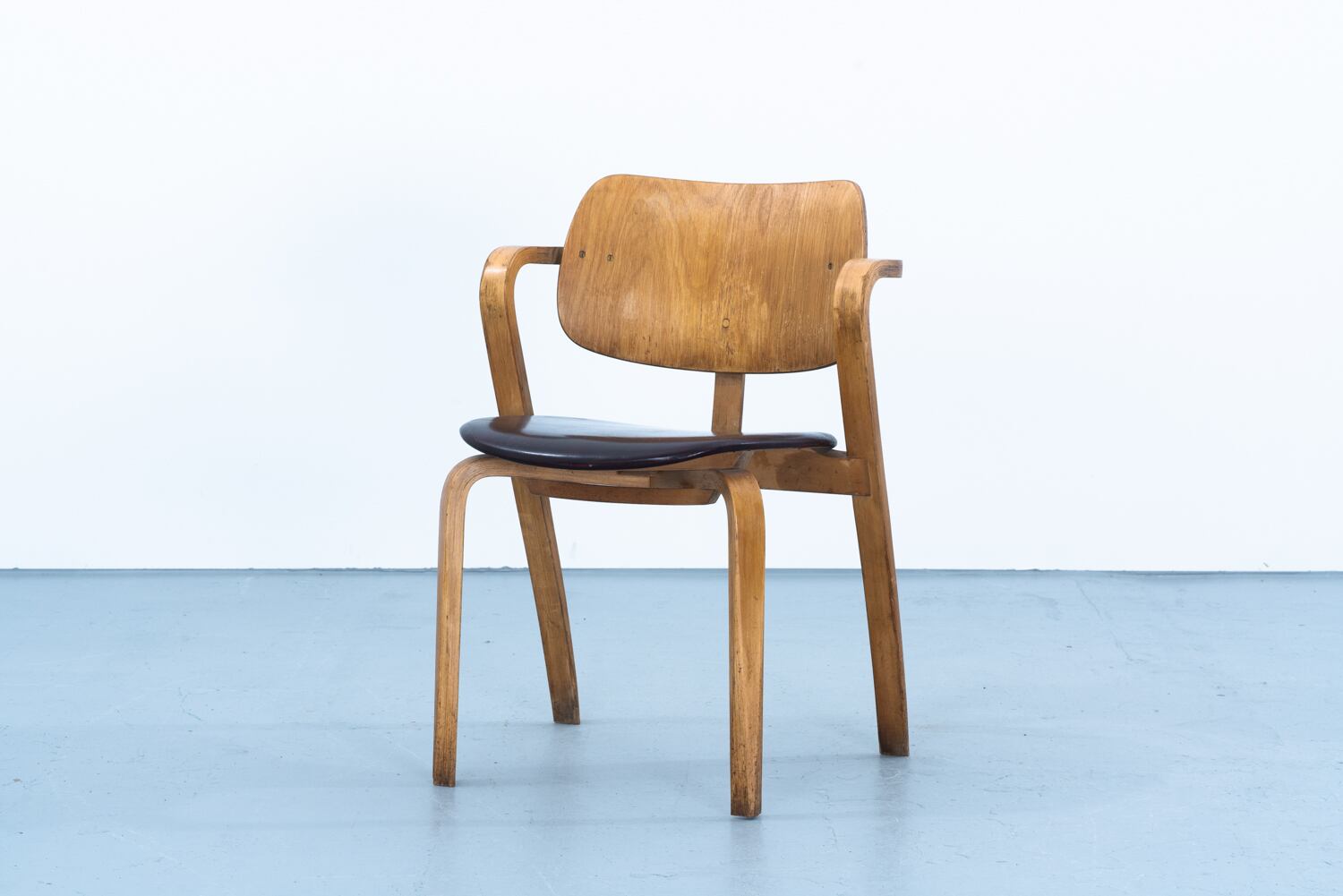 イルマリ・タピオヴァーラIlmari Tapiovaara アスラックチェア Ilmari Tapiovaara | Aslak chair | kaikki gallery | 北欧