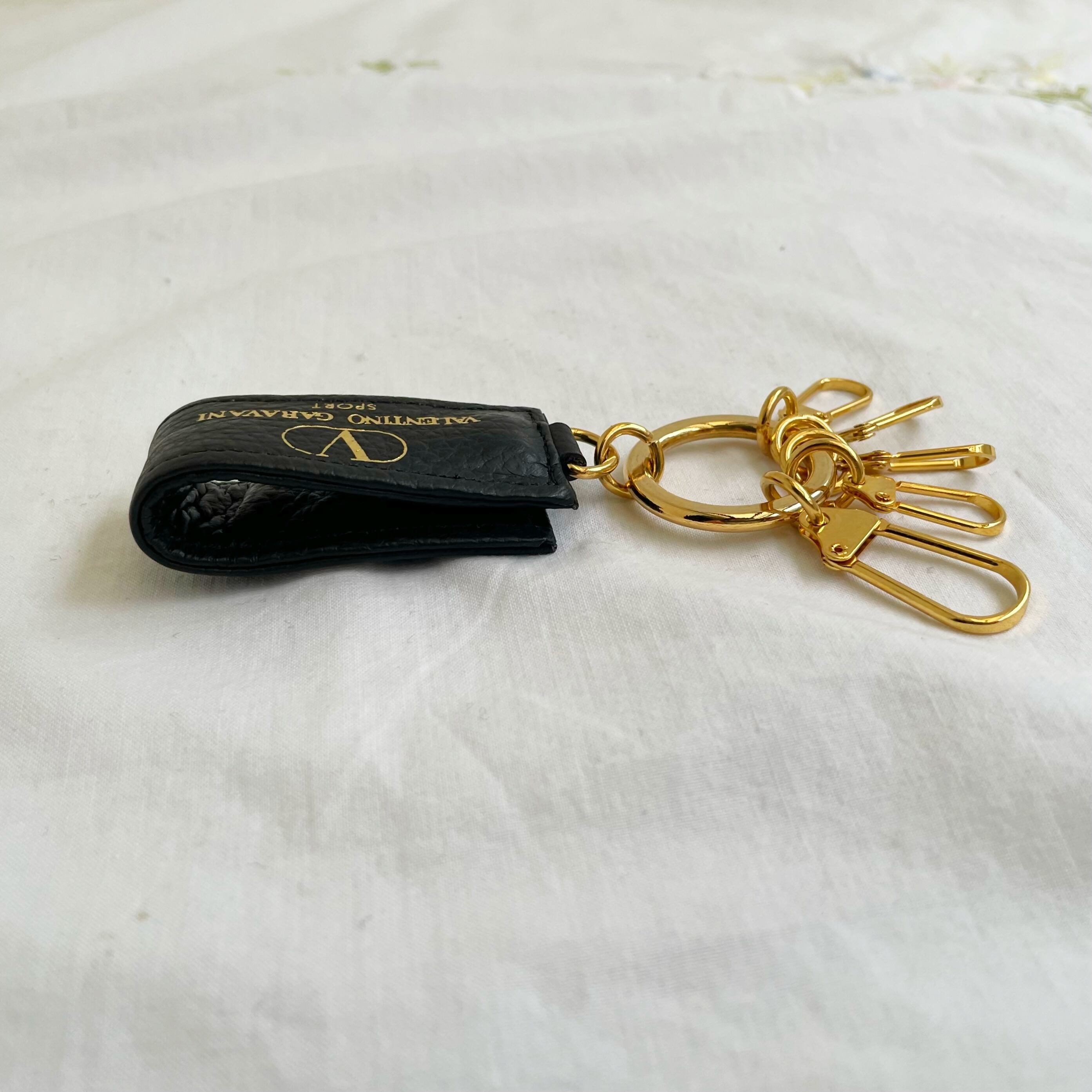 dead stock- Valentino Garavani leather key holder TOKYO LAMPOON online  shop
