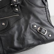 バレンシアガ パートタイム クラシック ラムスキン ブラック レザー