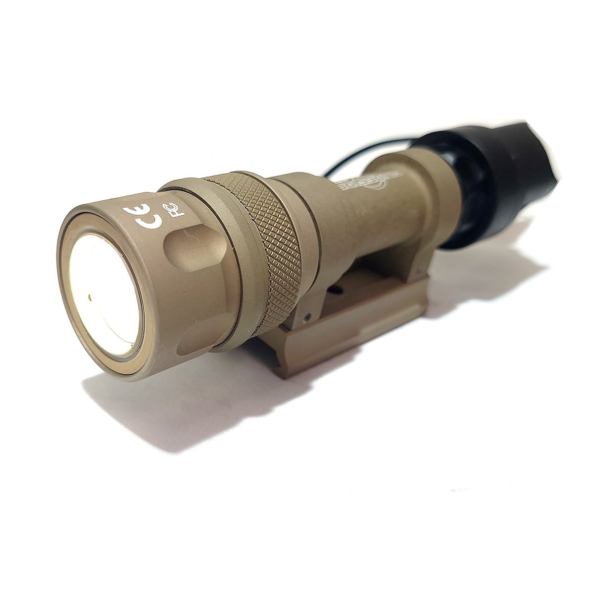 米軍実物SureFire M952V TAN LED/IR ウェポンライト 中古実物】SUREFIRE M952V TAN WH IR KM3 ウエポンライト | GunPlay'sWorks