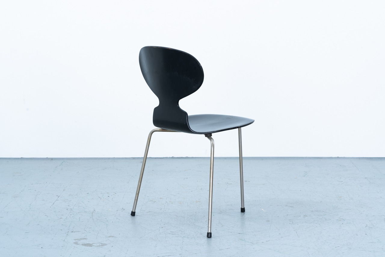 Arne Jacobsen | Ant Chair