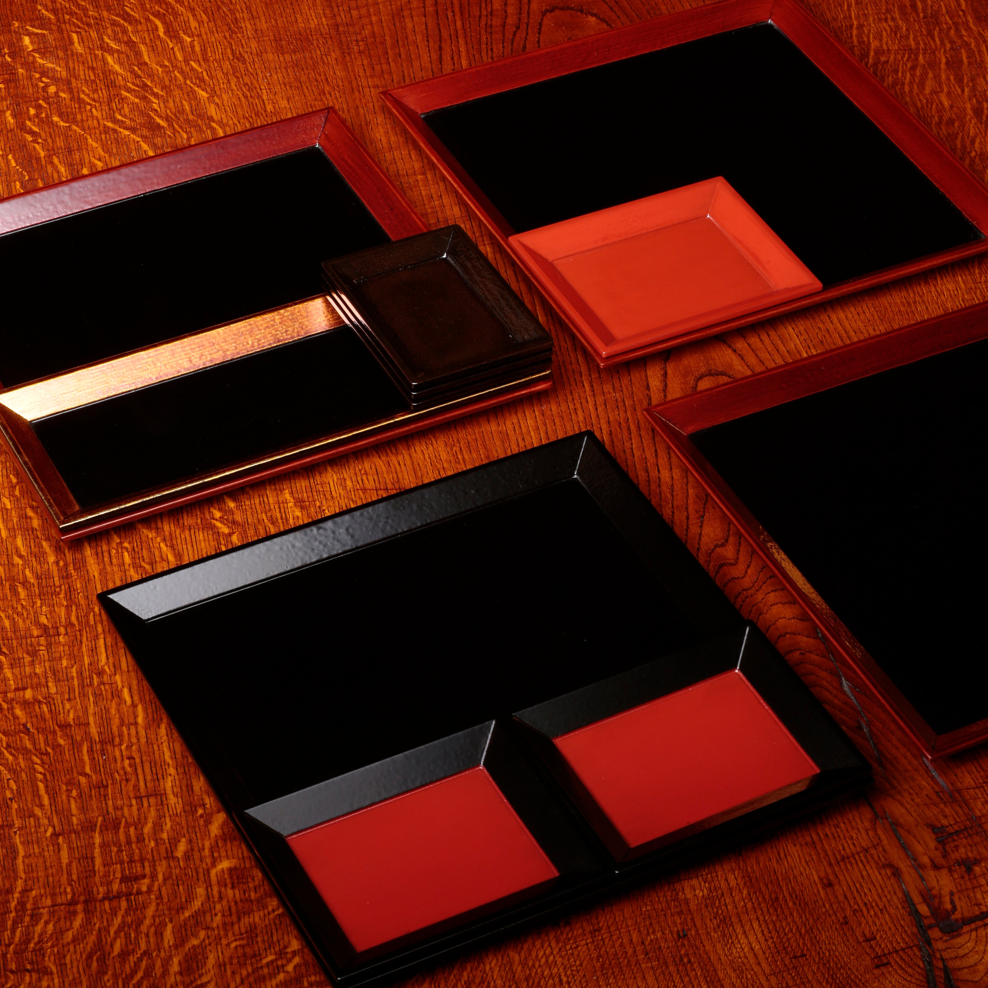 折敷 1尺1寸 | 大子漆八溝塗 器而庵