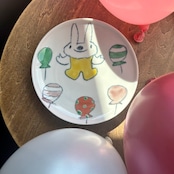 村田菜穂美作 うさちゃんとバルーン 五寸皿