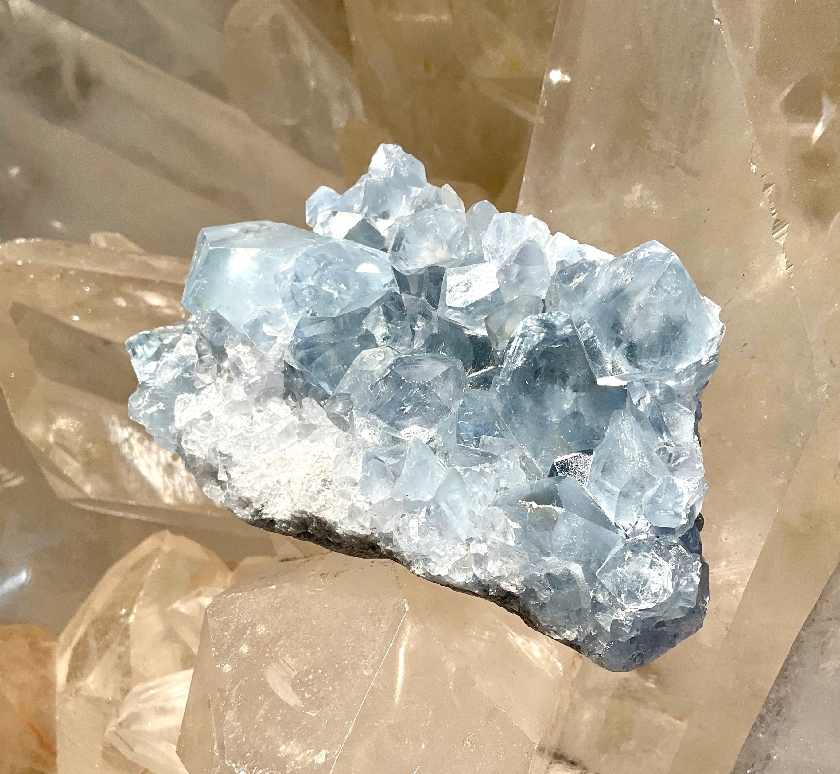 ☆ 可愛い！1.2kg！セレスタイト (天青石) ハート型原石