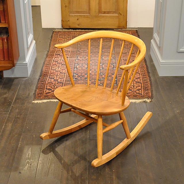 Ercol Fireside Rocking Chair / アーコール ファイヤーサイド ロッキングチェア / 1904-0048