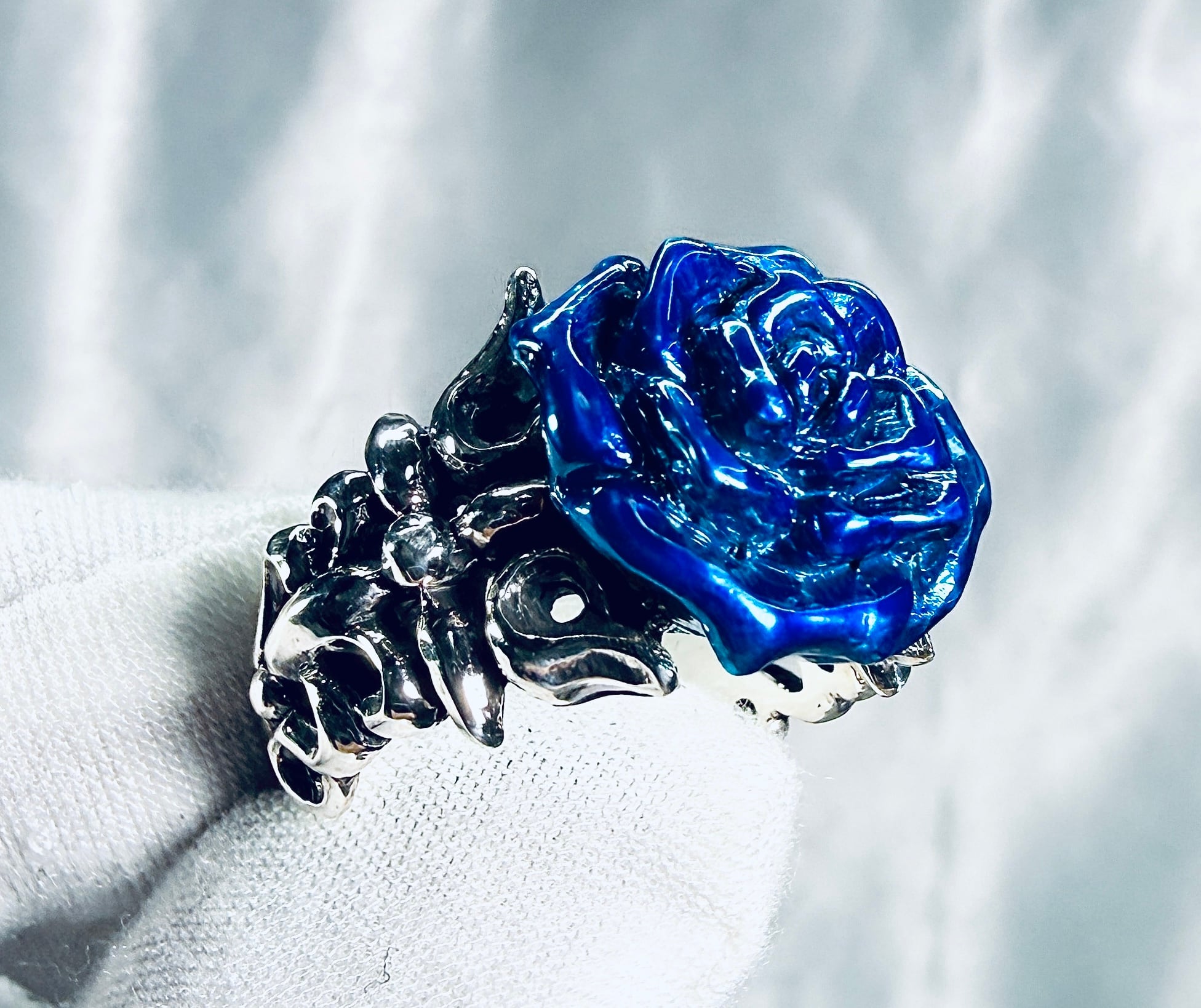 Elan Vital by BLUE ROSE KIYO | BLUE ROSE