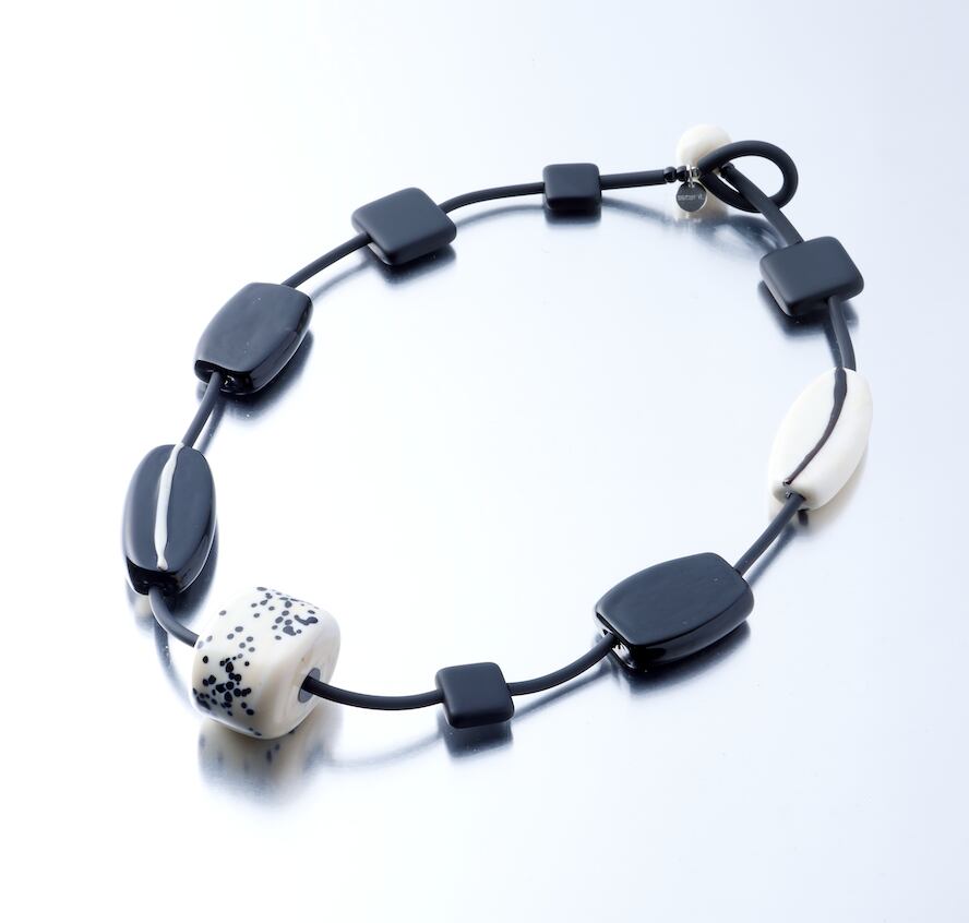 【Tullia (トゥリア)】 ネックレス ( ダルメシアン &ブラック)