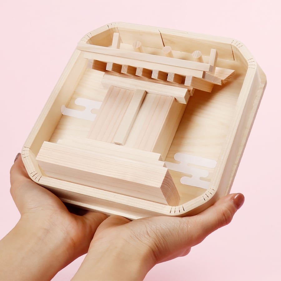 どこでも神社！ 浮かぶ霞 マグネット神棚 / お守り飾り | 福招きの社