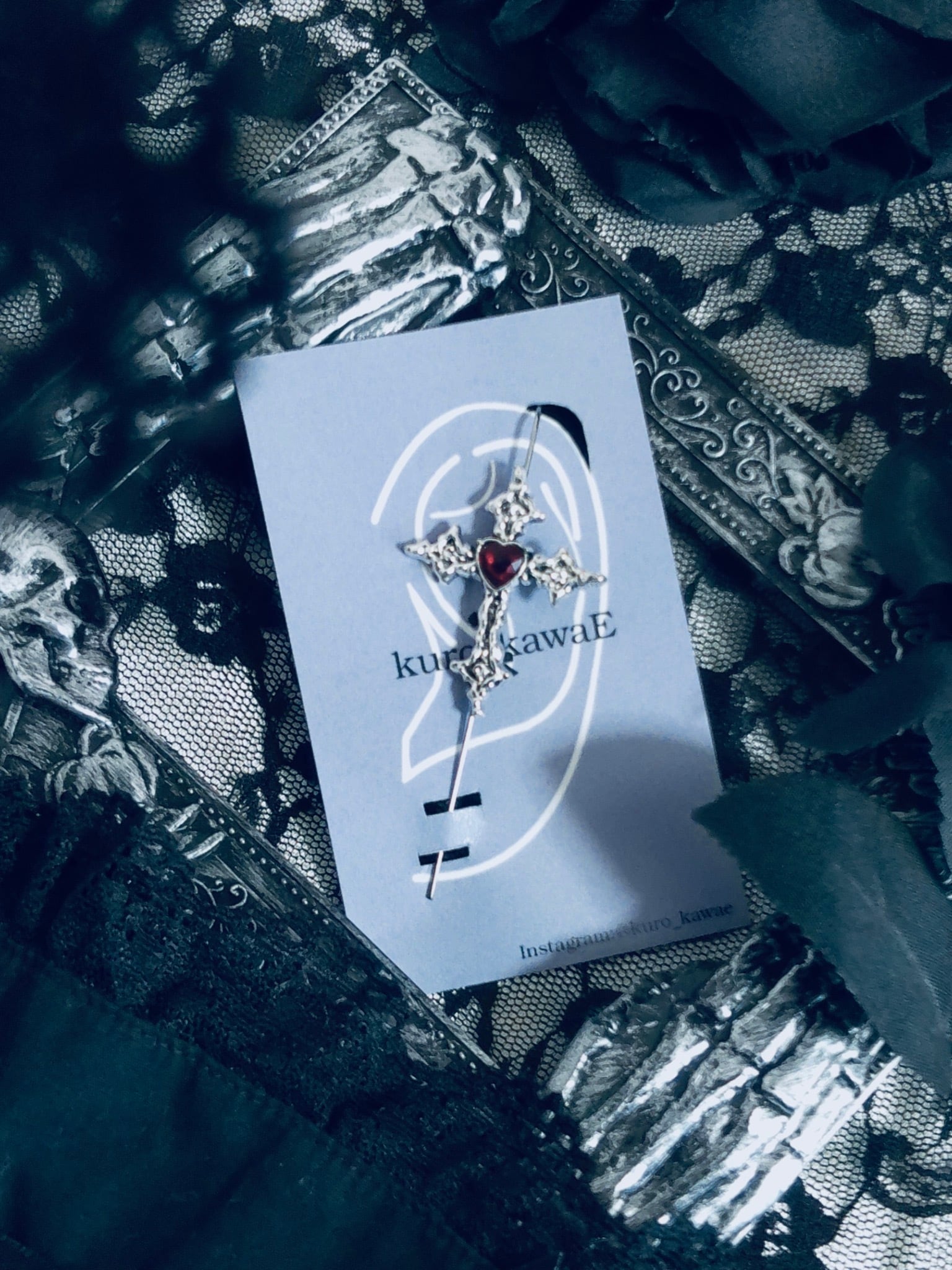 ロザリオイヤーラップピアス】 デザインフックピアス 地雷系 量産型