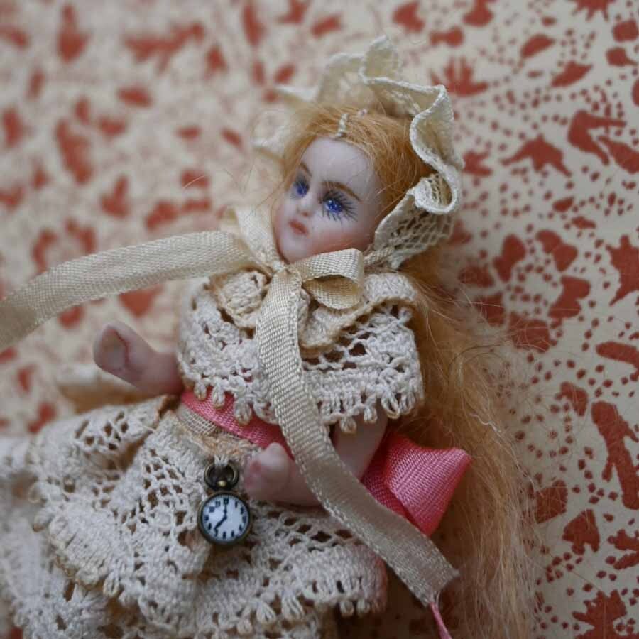 完成ドール】ジャーマンミニョネットB /オールビスクドール/ 6.5cm