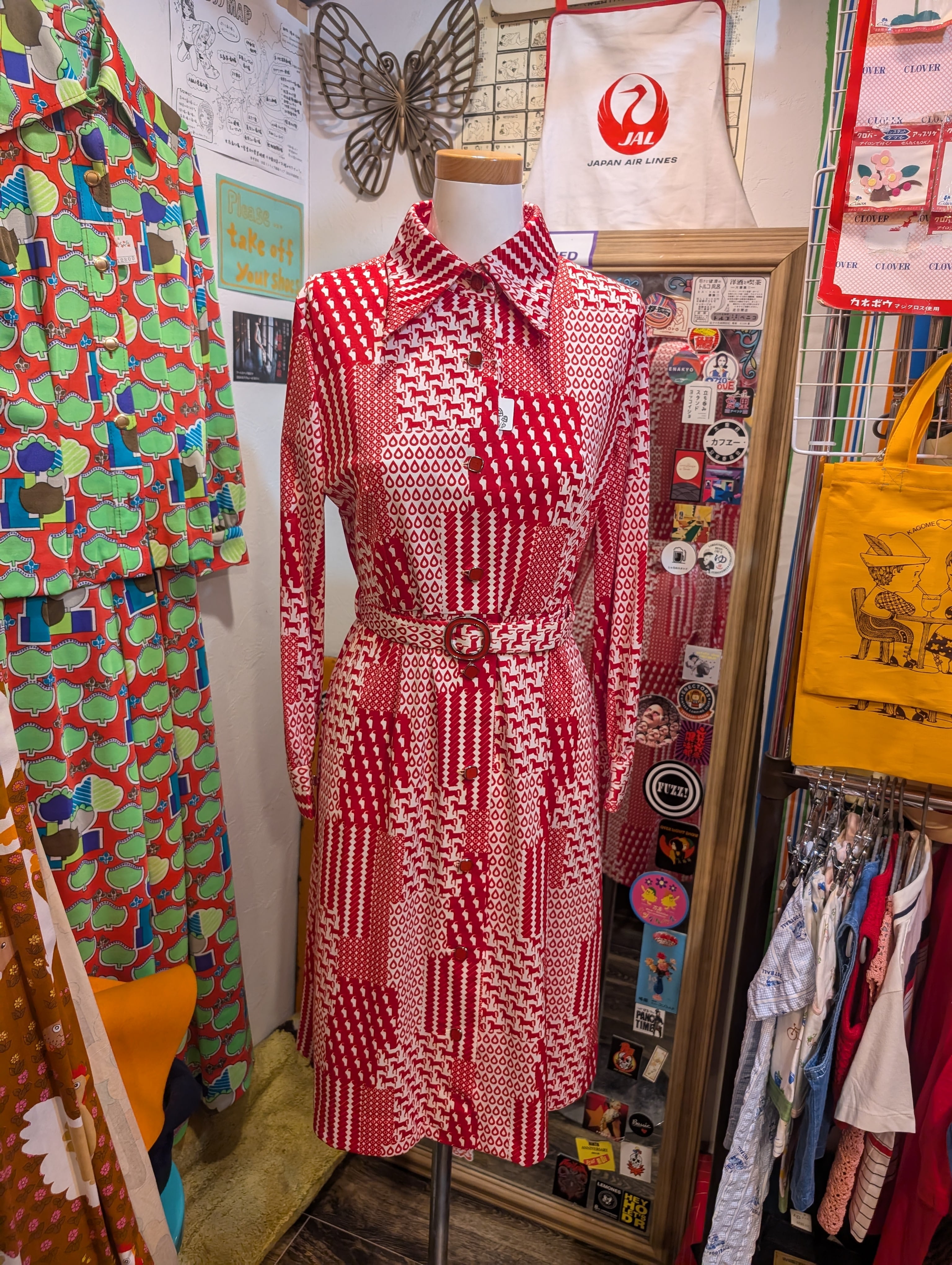 レトロ古着ランデヴー(theRENDEZ-VOUS)