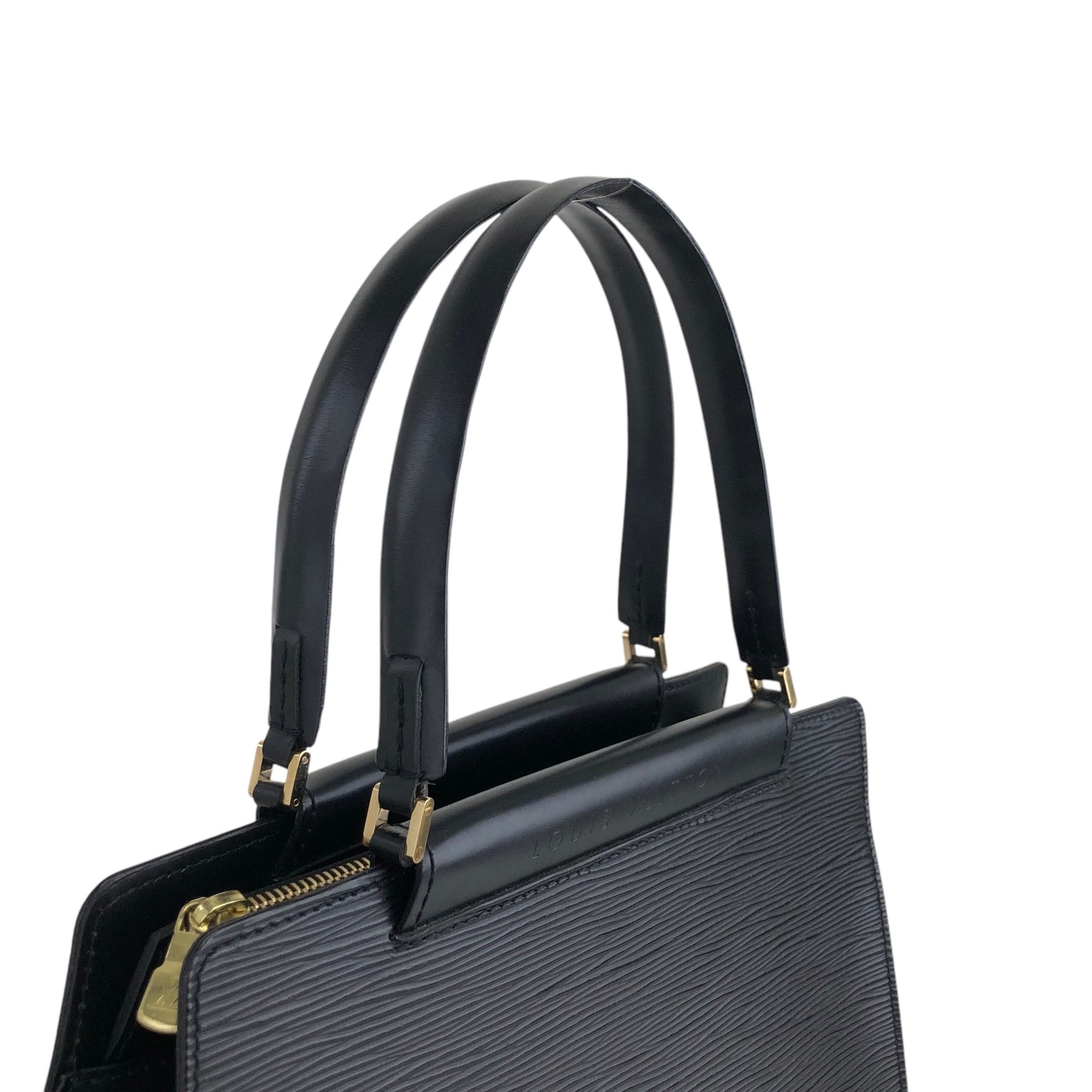 LOUIS VUITTON ルイヴィトン エピ ハンドバッグ ブラック レザー LOUIS VUITTON ルイヴィトン エピ ハンドバッグ ブラック レザー