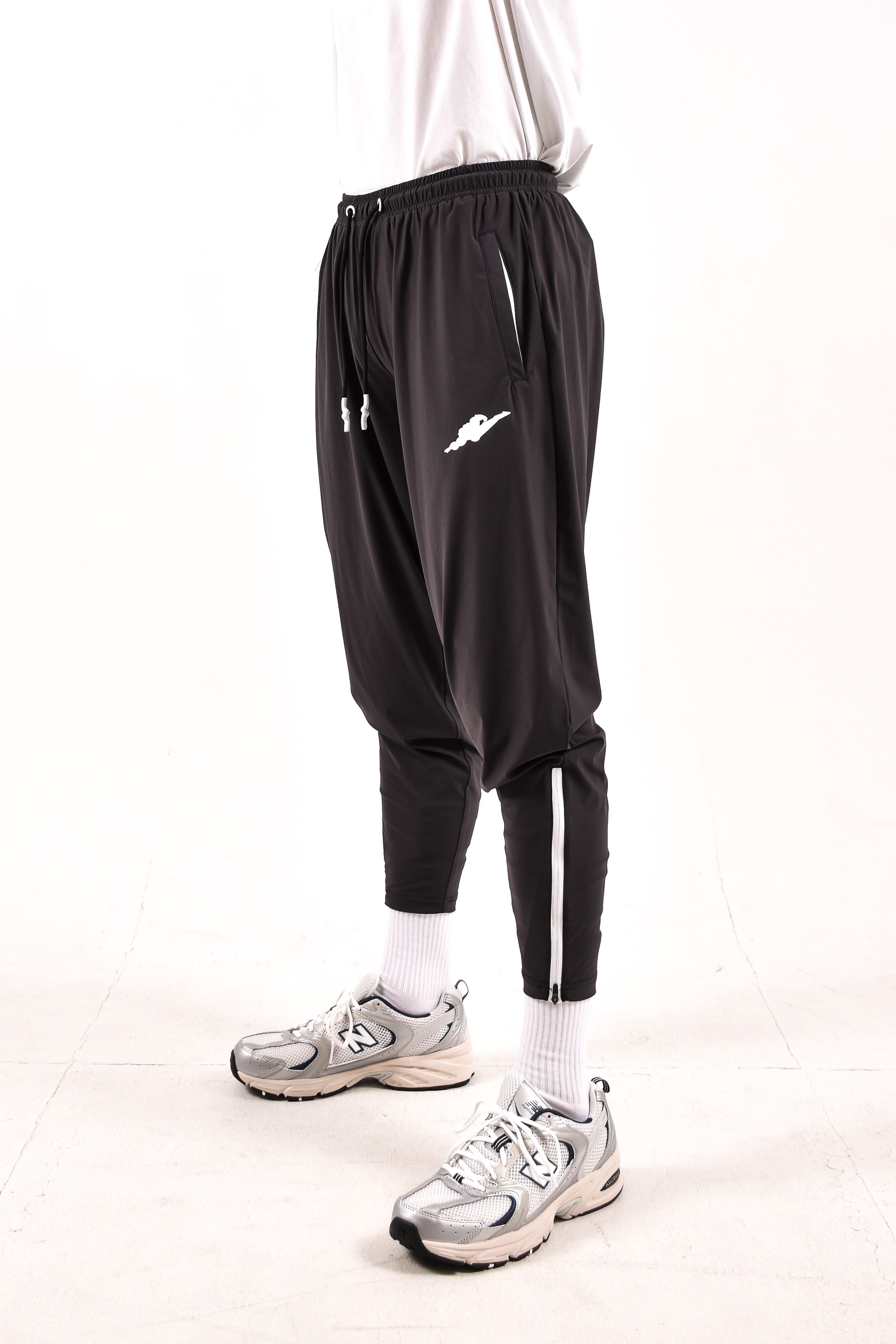 JACKPOT MARKET スウェットパンツ 10月に即完売したスウェットジップ