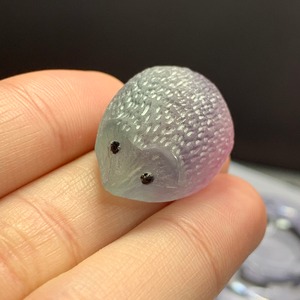 18優しい色合いフローライトハリネズミさん