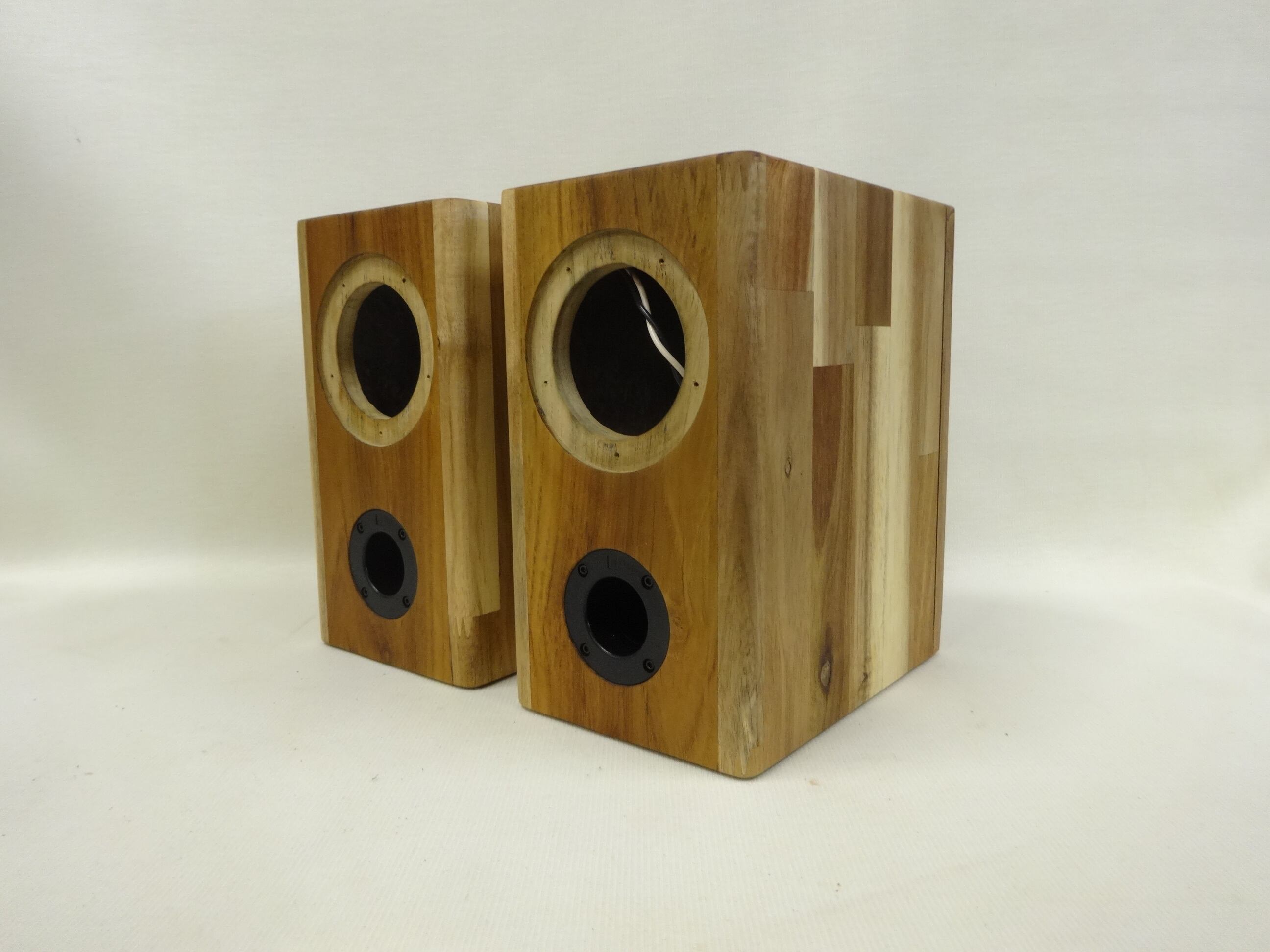 ATS13-NT07☆Hand Made Speaker / アカシア集成材t15mm ・ターン