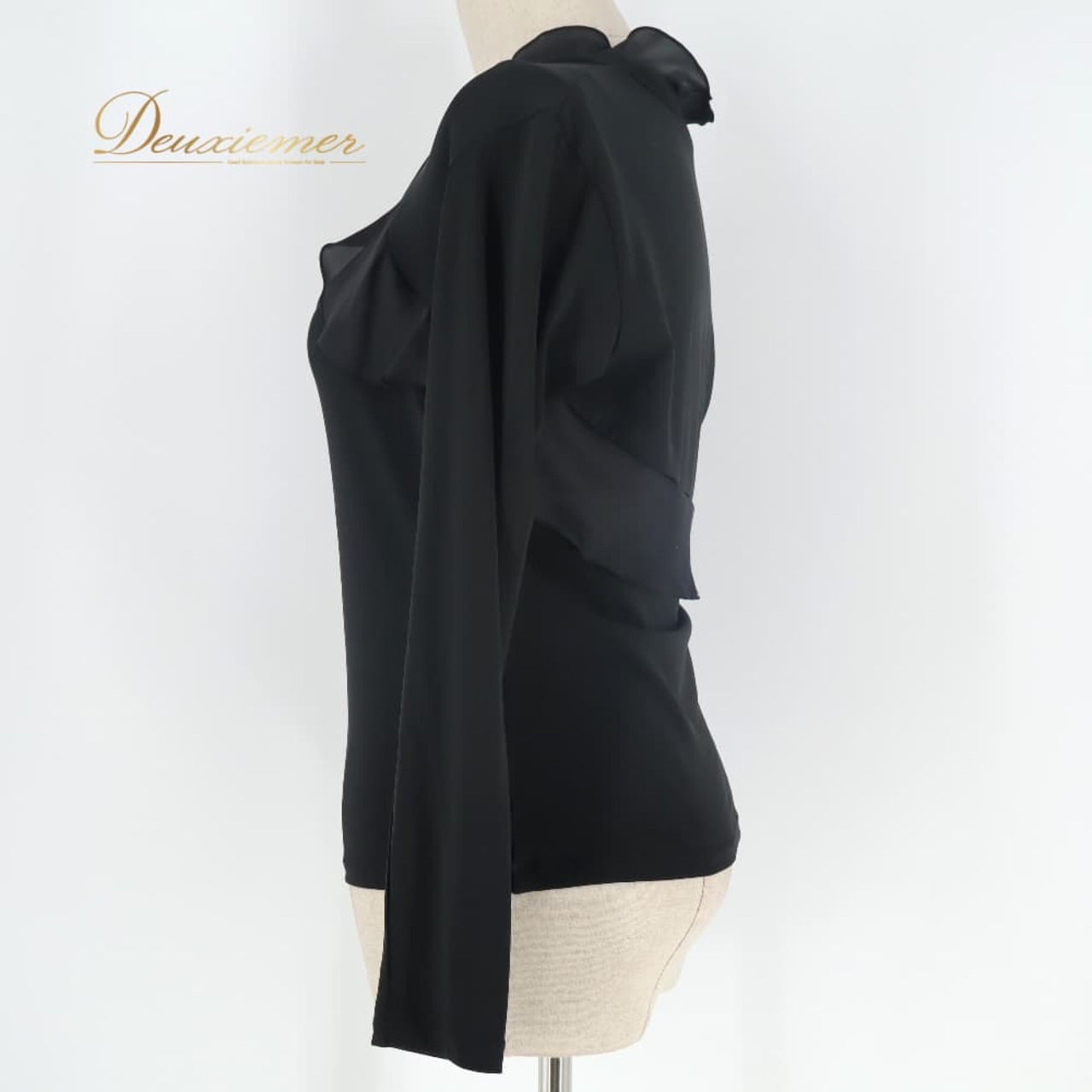 社交ダンス 衣装 Chacott ROYAL DANCE チャコットロイヤルダンス トップス ブラウス レッスンウェア ブラック系 黒 日本製 長袖 無地 シンプル 襟 フリル 華やか かわいい おしゃれ 上品 大人っぽい ダンス 練習 レッスン ダンス衣装 練習着 社交ダンス衣装