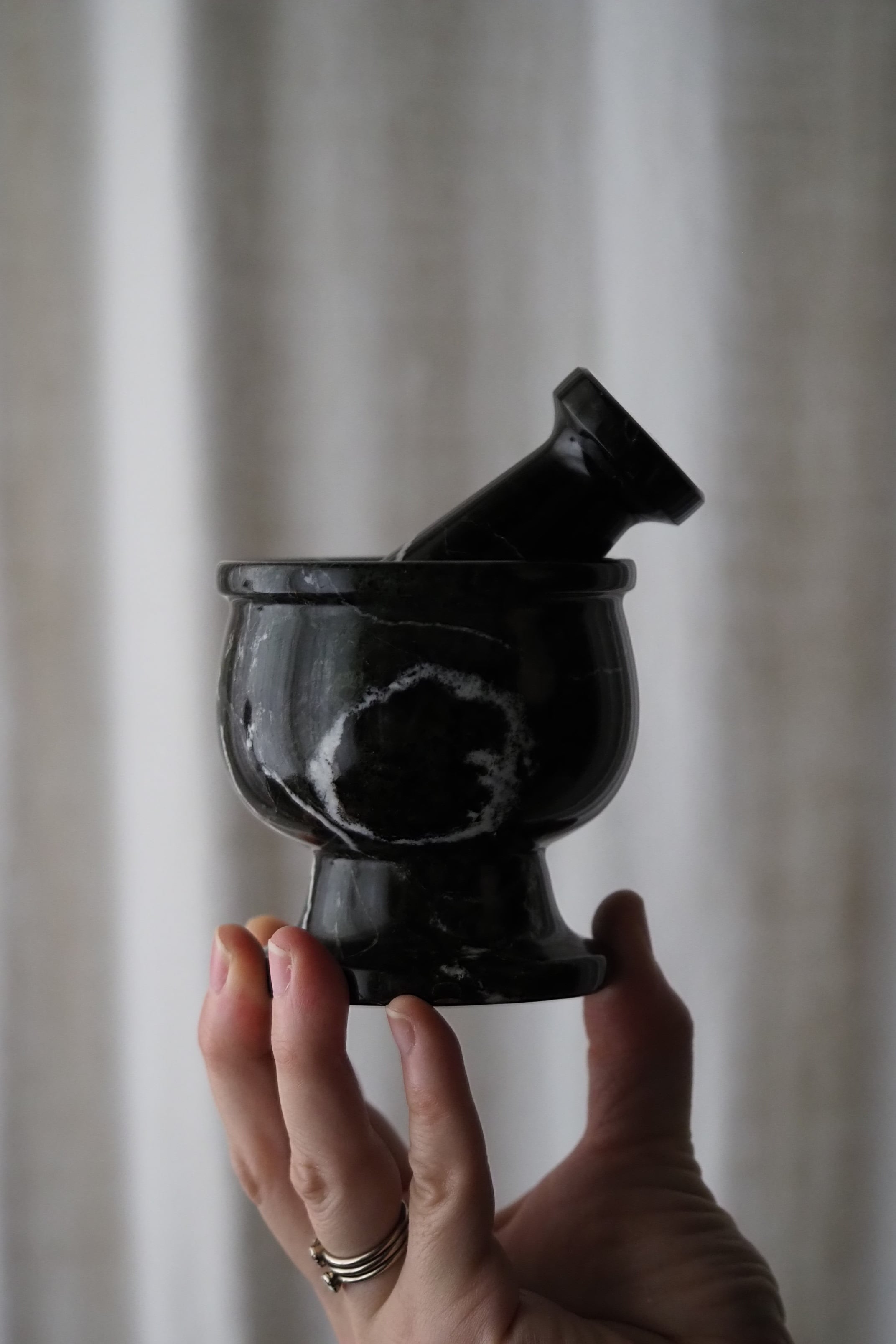 黒大理石のすり鉢、すり棒-vintage mortal&pastre | アンティーク