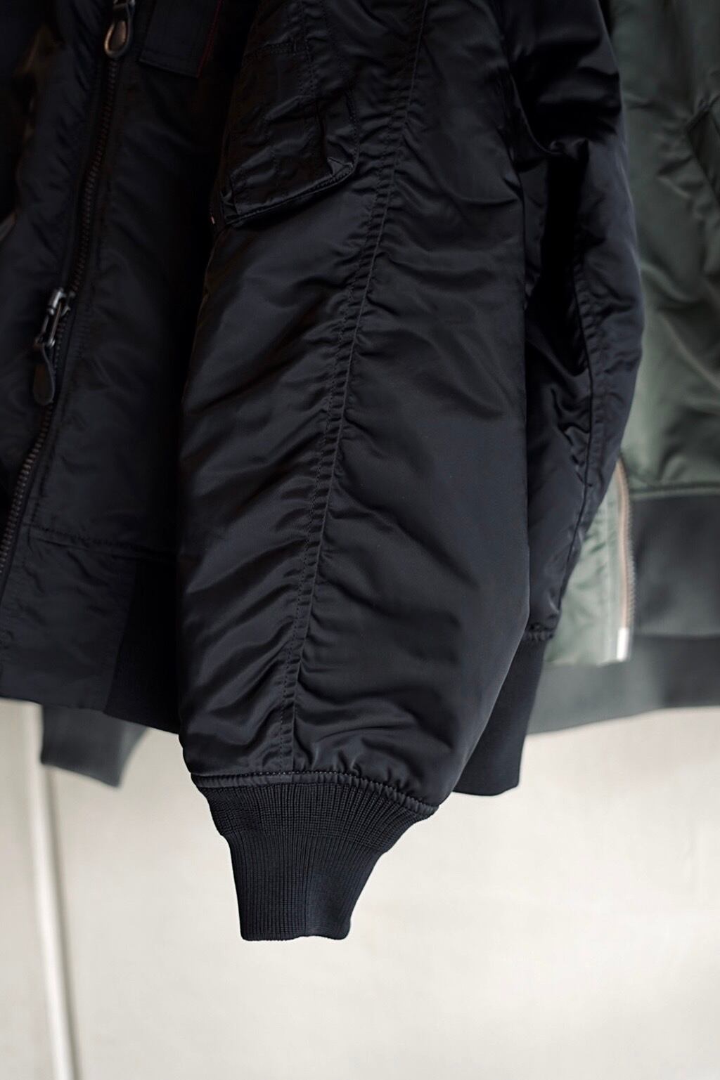 HYKE / TYPE MA-1 JACKET (BLACK , OLIVE DRAB) | JUQUI Online HYKE / TYPE MA-1 JACKET (BLACK , OLIVE DRAB) | JUQUI Online