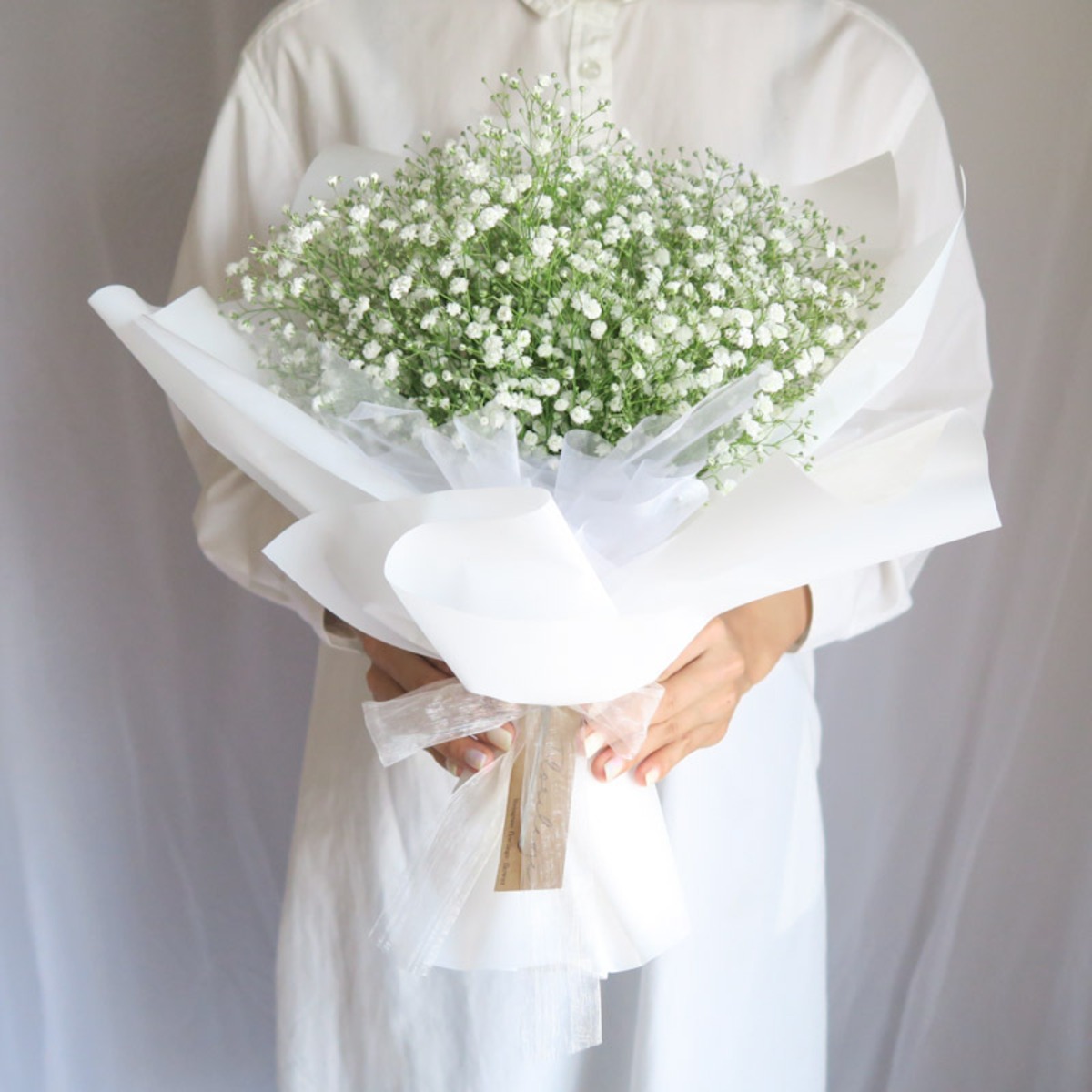 white tulle baby s breath bouquet ホワイトチュールかすみそう花束 母の日 ギフト 誕生日 結婚式