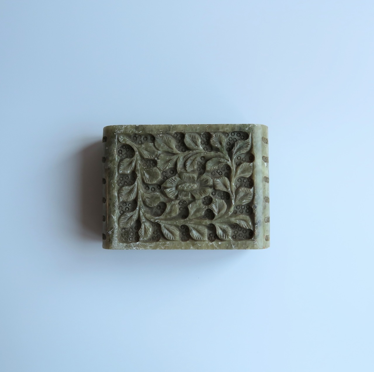 草花のジュエリーボックス