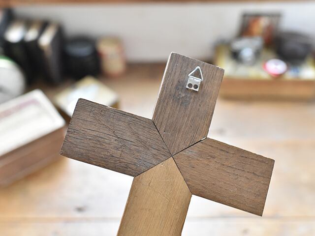 ラインの入った素敵な木製の十字架 フレンチアンティーク