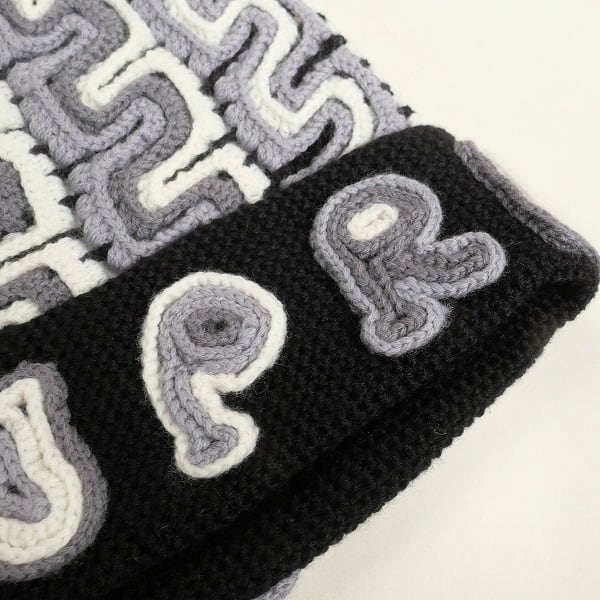 黒 Supreme Yarn Applique Beanie Black