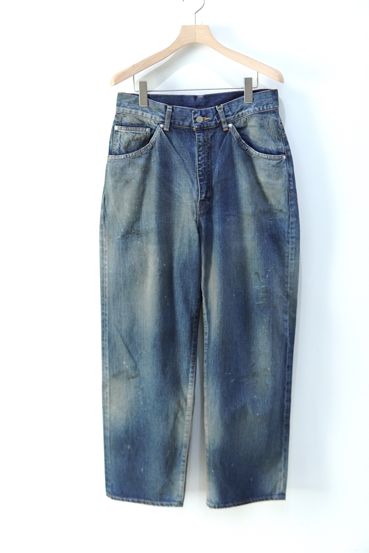 377027d335a79433db9fc6bfe8241f  