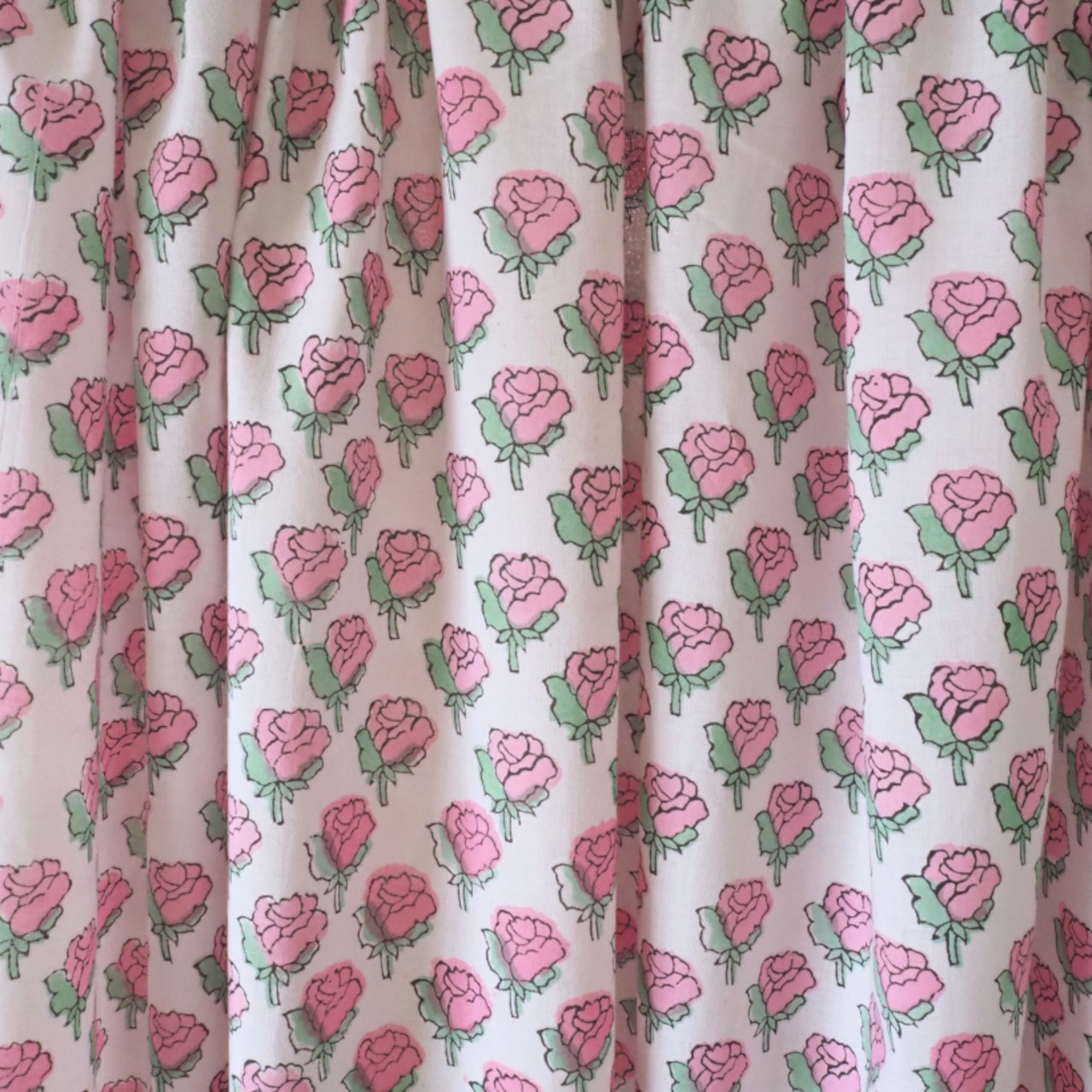 ブロックプリント生地【50cm単位】インド綿 小花柄 白×ピンク×グリーン #57729-WT2