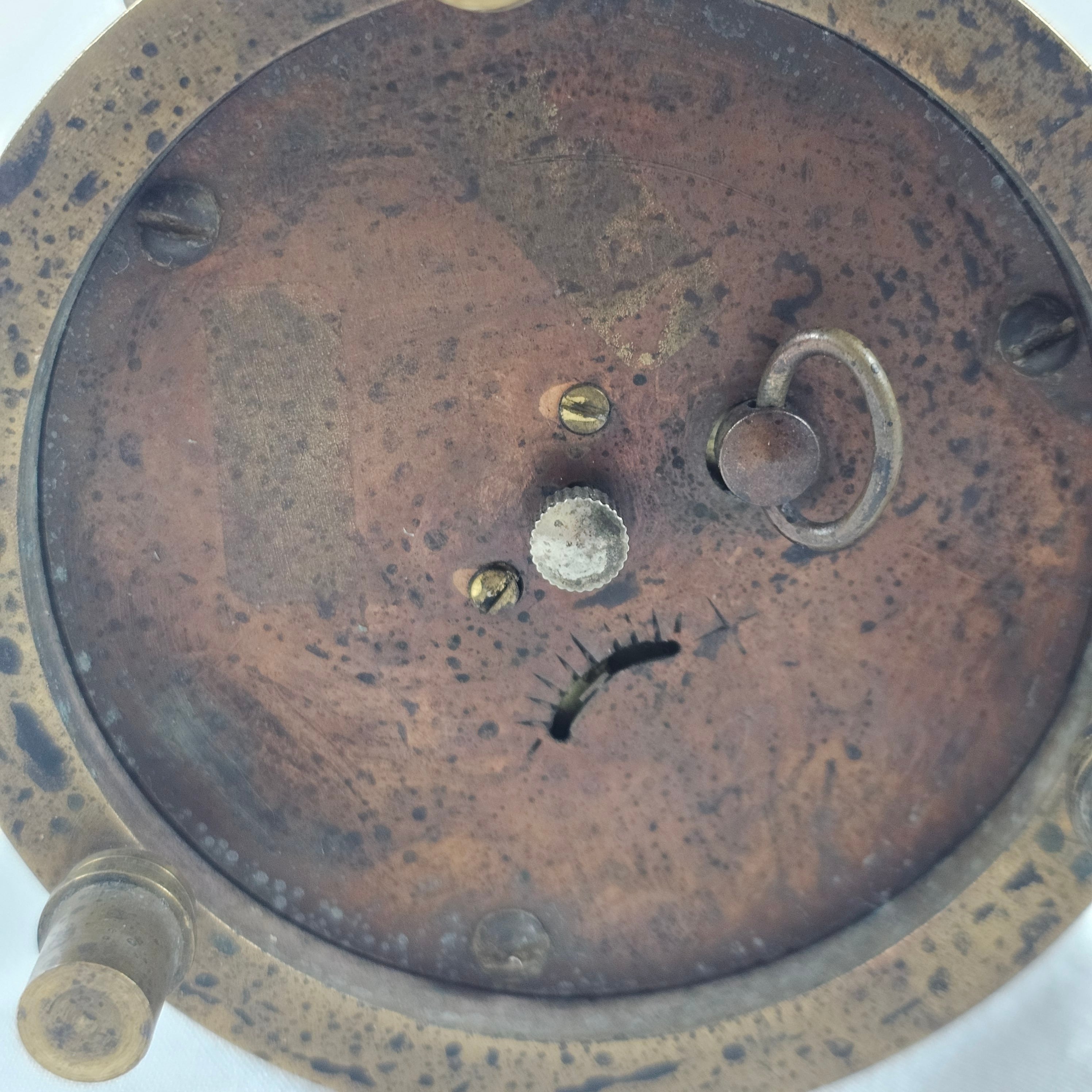 【希少】1950s 魚が泳ぐ 水槽 置時計 ゼンマイ式 稼働品 希少】1950s 魚が泳ぐ 水槽 置時計 ゼンマイ式 稼働品 | Over Time Vintage
