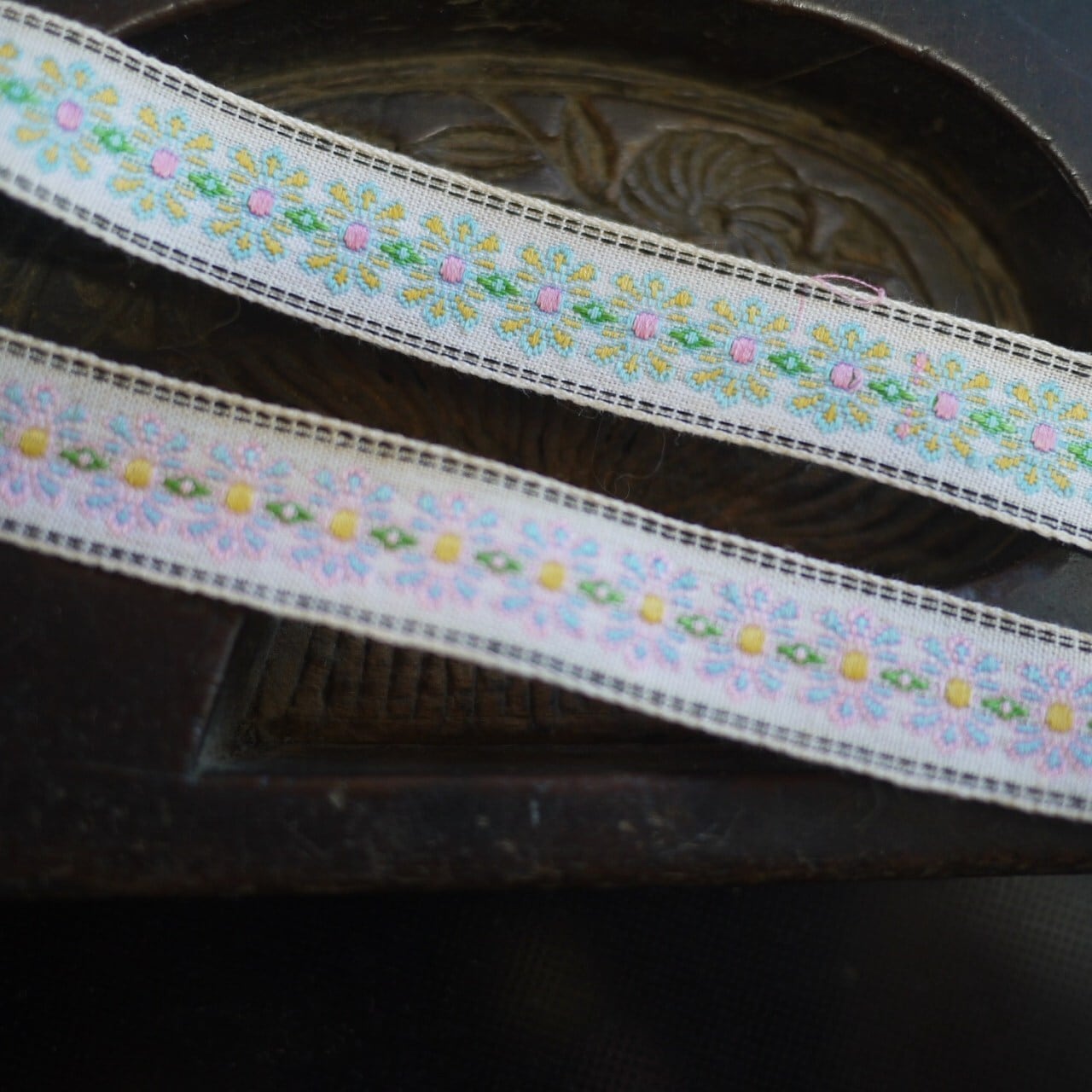 ヴィンテージ チロリアンテープ50㎝ 刺繍リボン