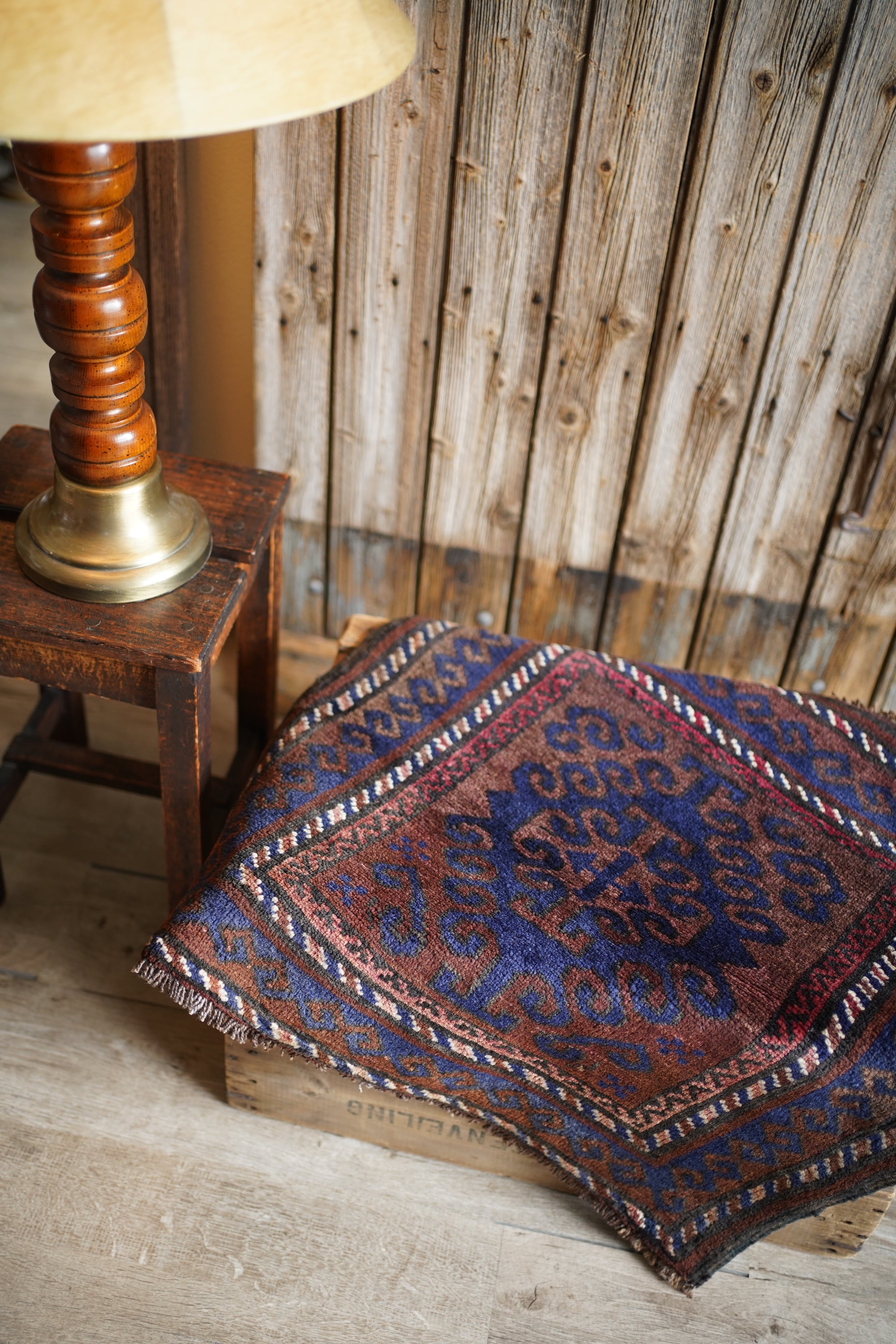 Medium Size | ヴィンテージラグ専門店 TIME RUG （ペルシャ絨毯