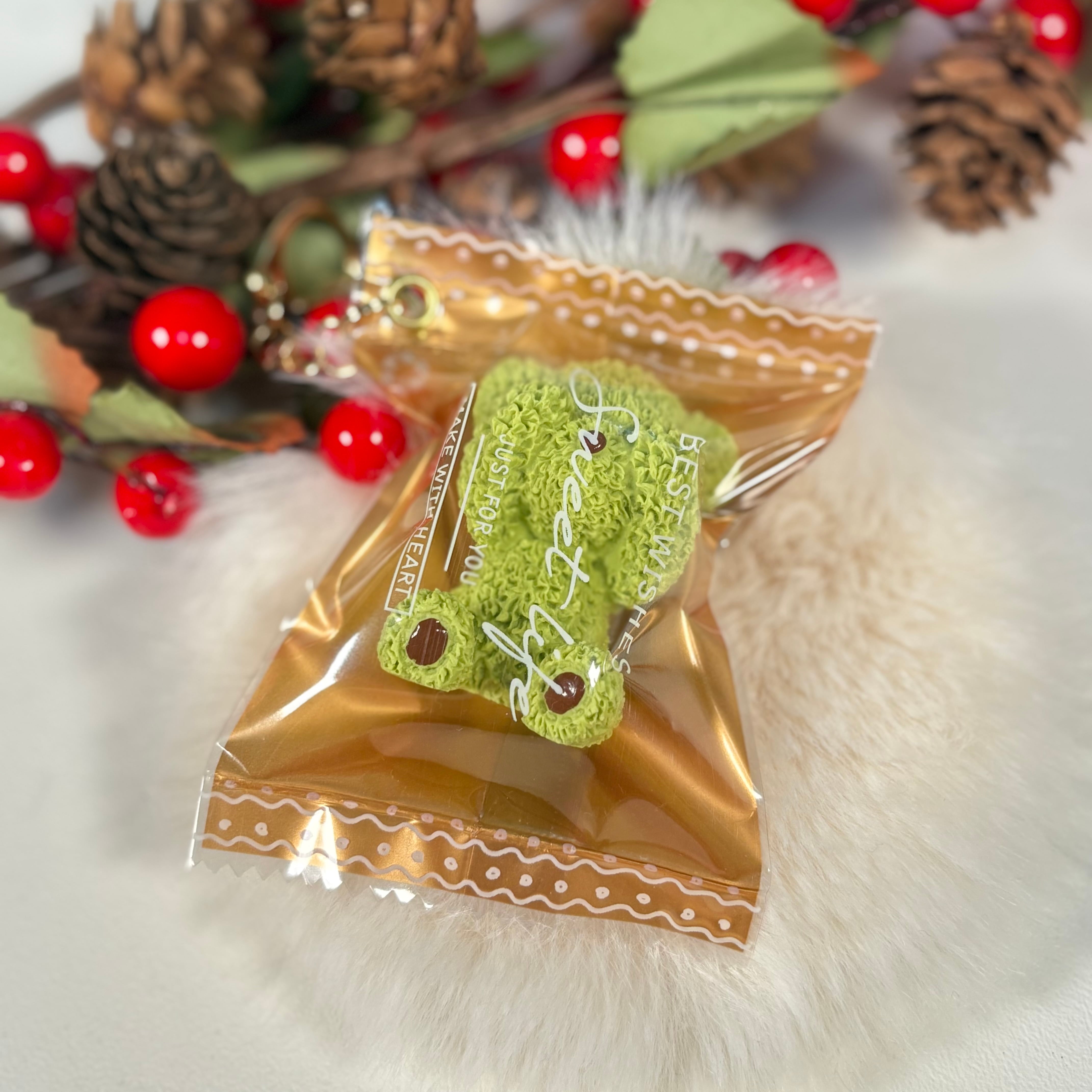 くまさんチョコキーホルダー お目目隠したVer