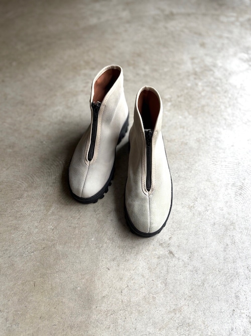 REPRODUCTION OF FOUND MILITARY ZIP BOOTS