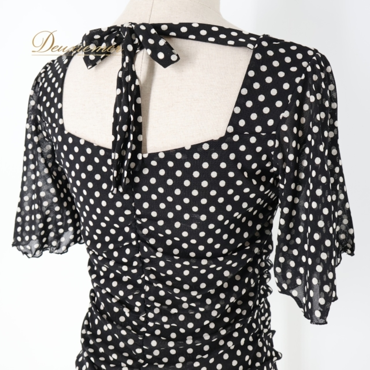 社交ダンス 衣装 トップス ブラウス ブラック系 チャコットロイヤルダンス Chacott ROYAL DANCE 日本製 黒 白 ドット柄 水玉 練習 レッスン 伸縮 ストレッチ かわいい ダンス衣装 イベント ステージ リボン ホワイト系