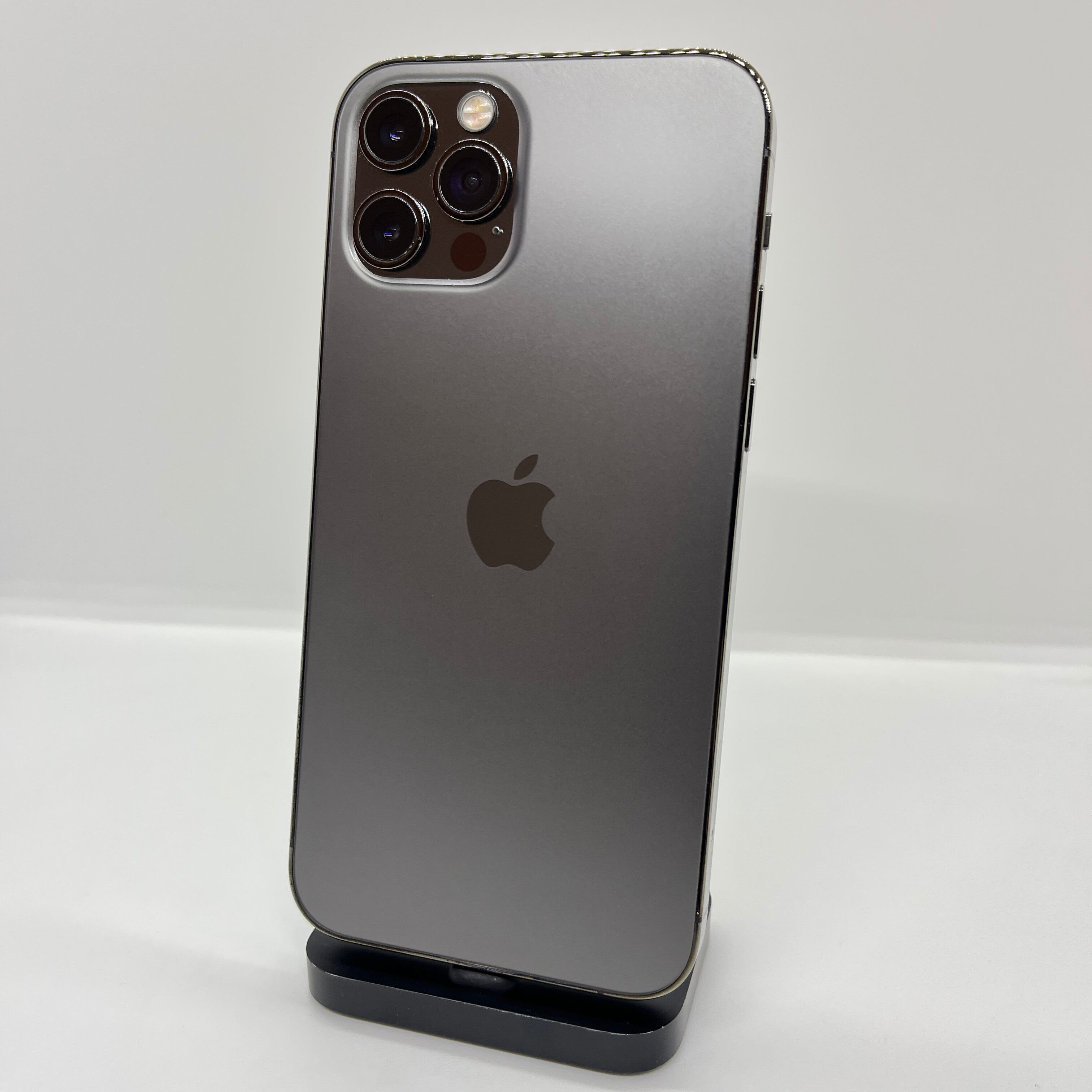 バッテリー最大容量100％】iPhoneSE2 128GB ホワイト【SIMロック解除
