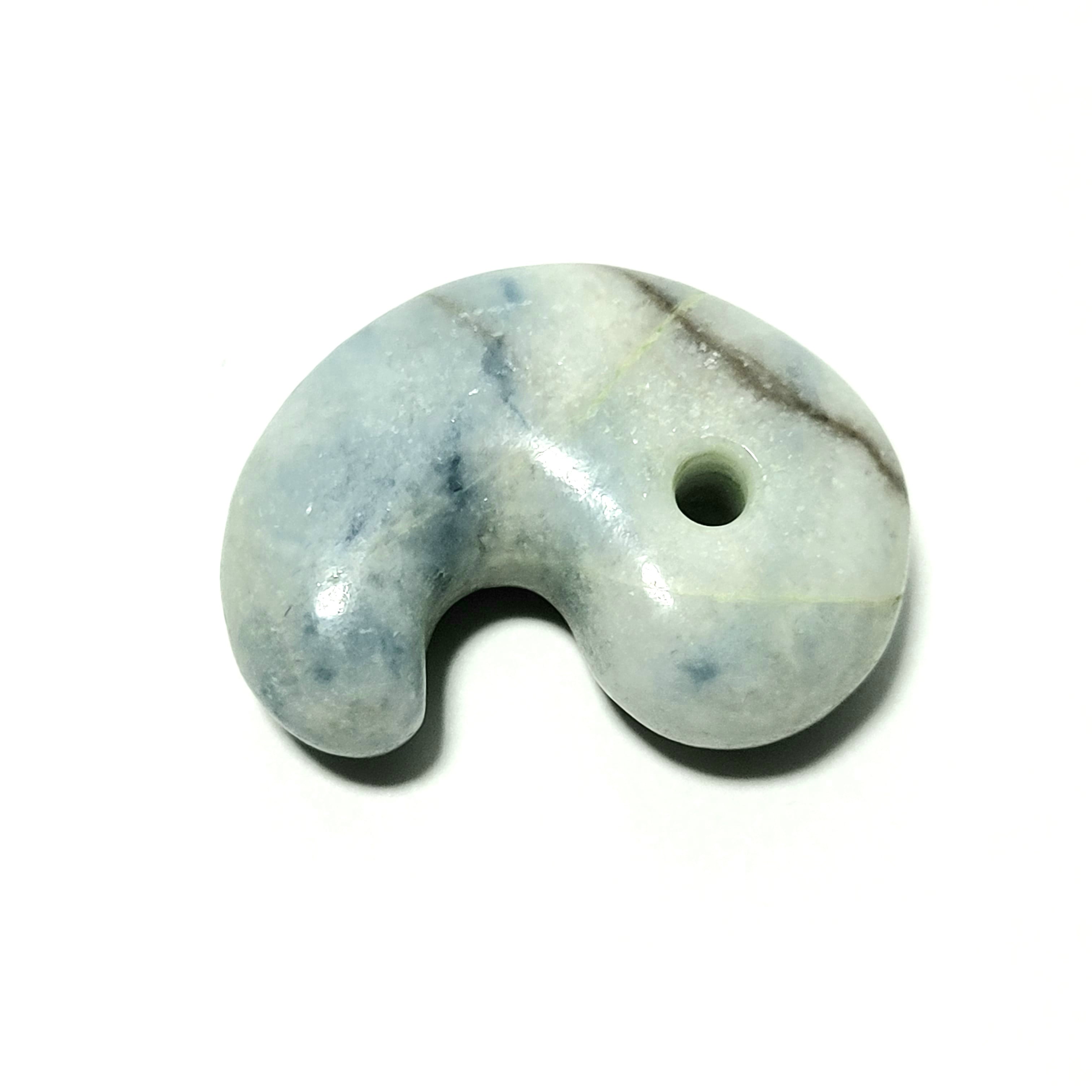 糸魚川翡翠:入コン沢:勾玉 MT0005 - coastalcareeracademy.com