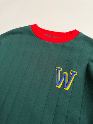 W sweatshirt