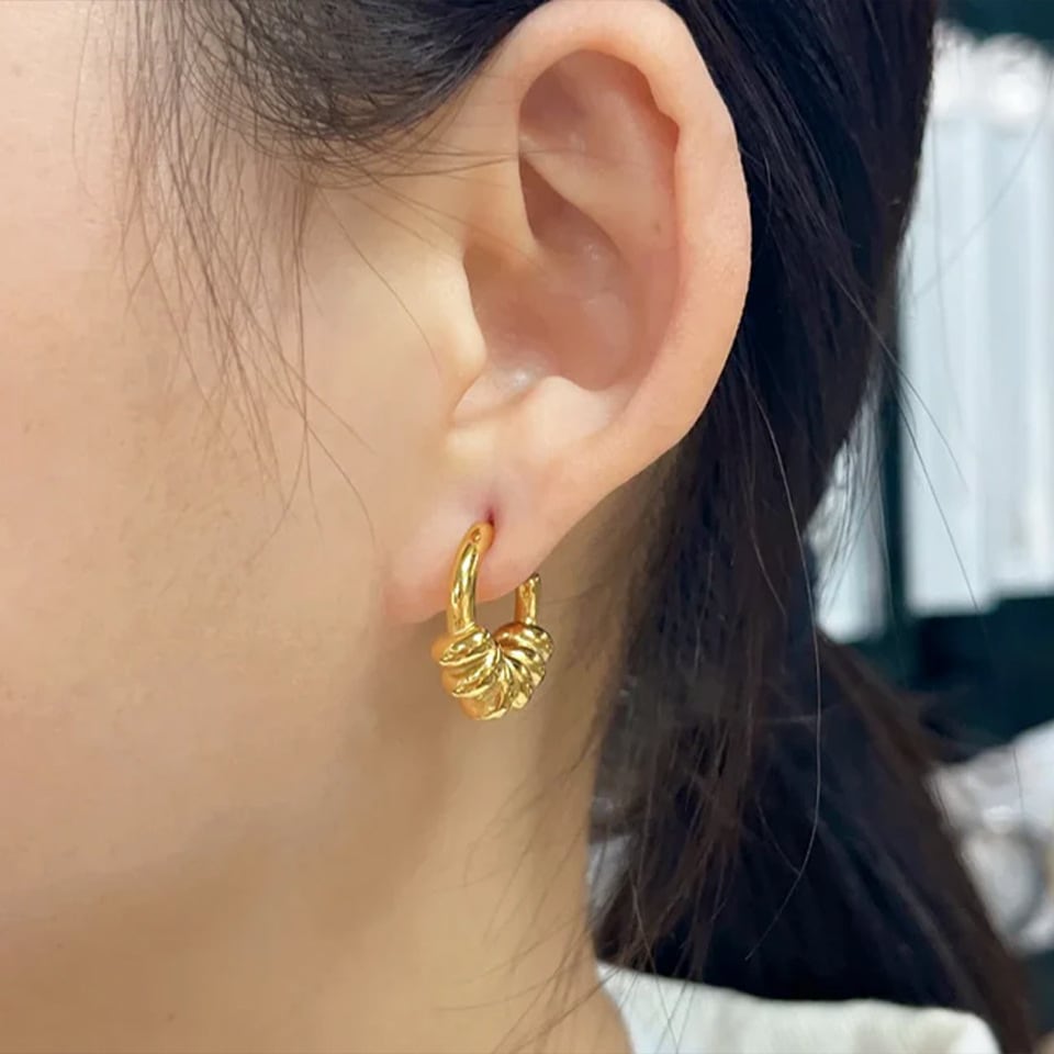 ツイストフープピアス（316L サージカルステンレス 金属アレルギー対応