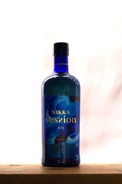 ニッカ　セッション　700ml