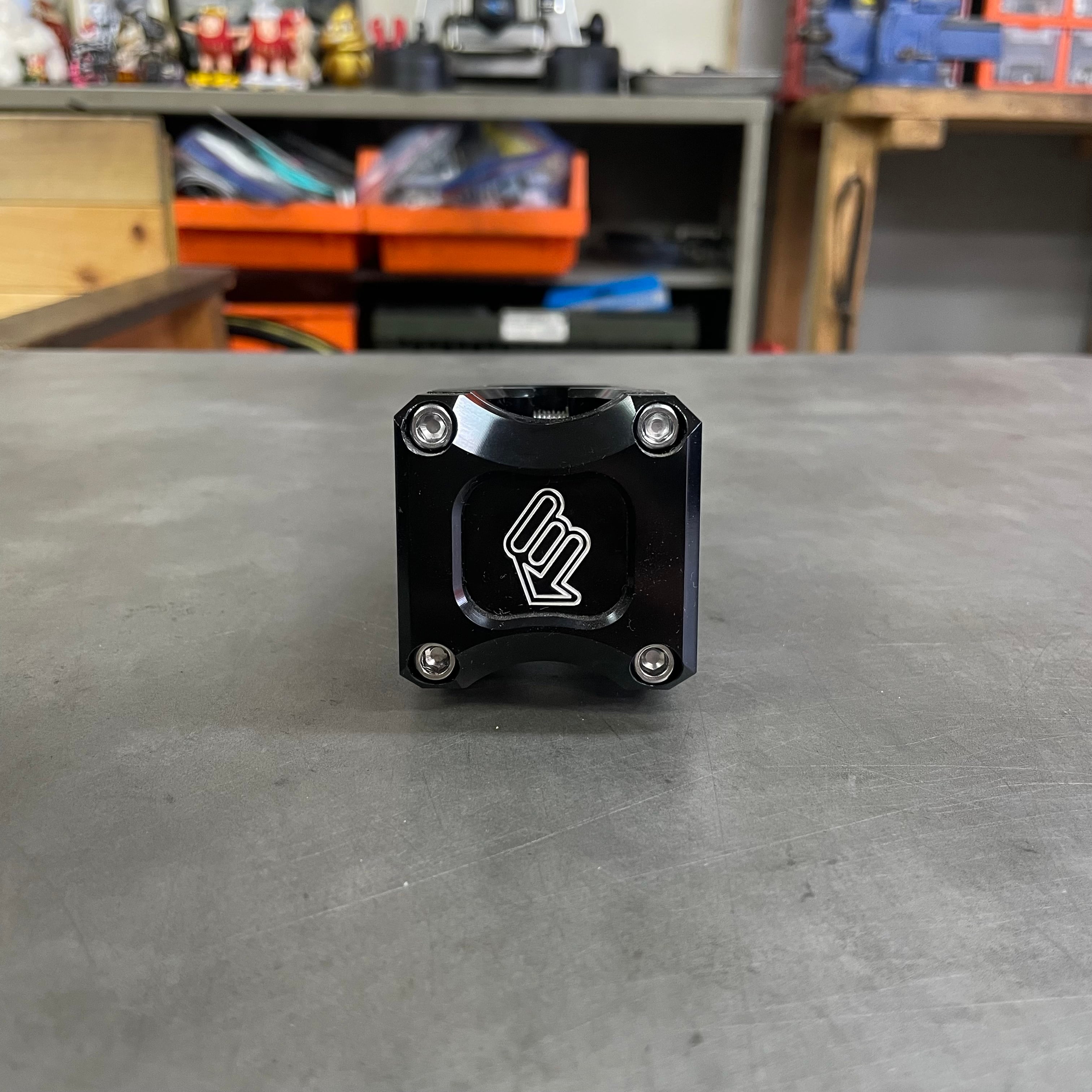BROOKLYN MACHINE WORKS FLAT RAT STEM BLACK 55mm | 自転車屋B ONLINE