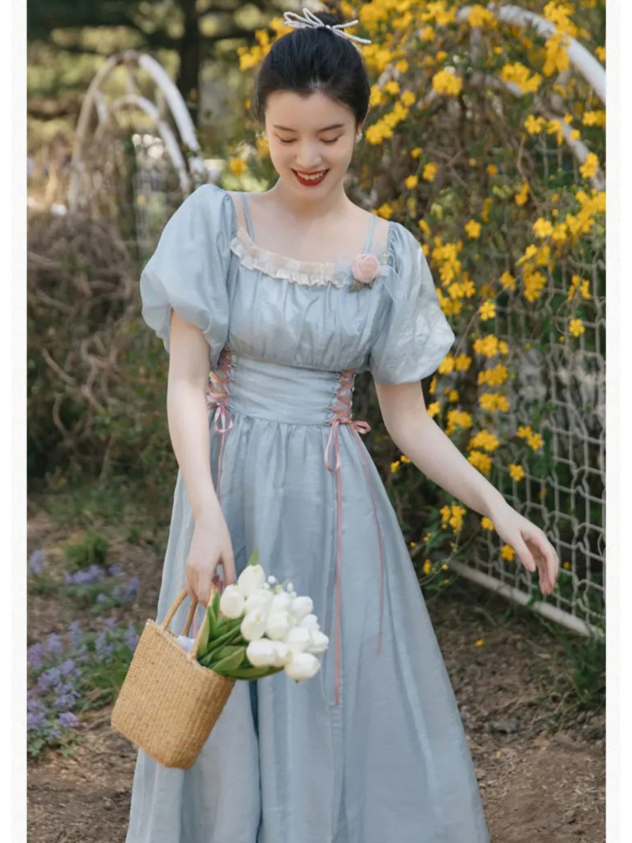 【0043】Vintage Blue Lace-up Short Sleeve Dress